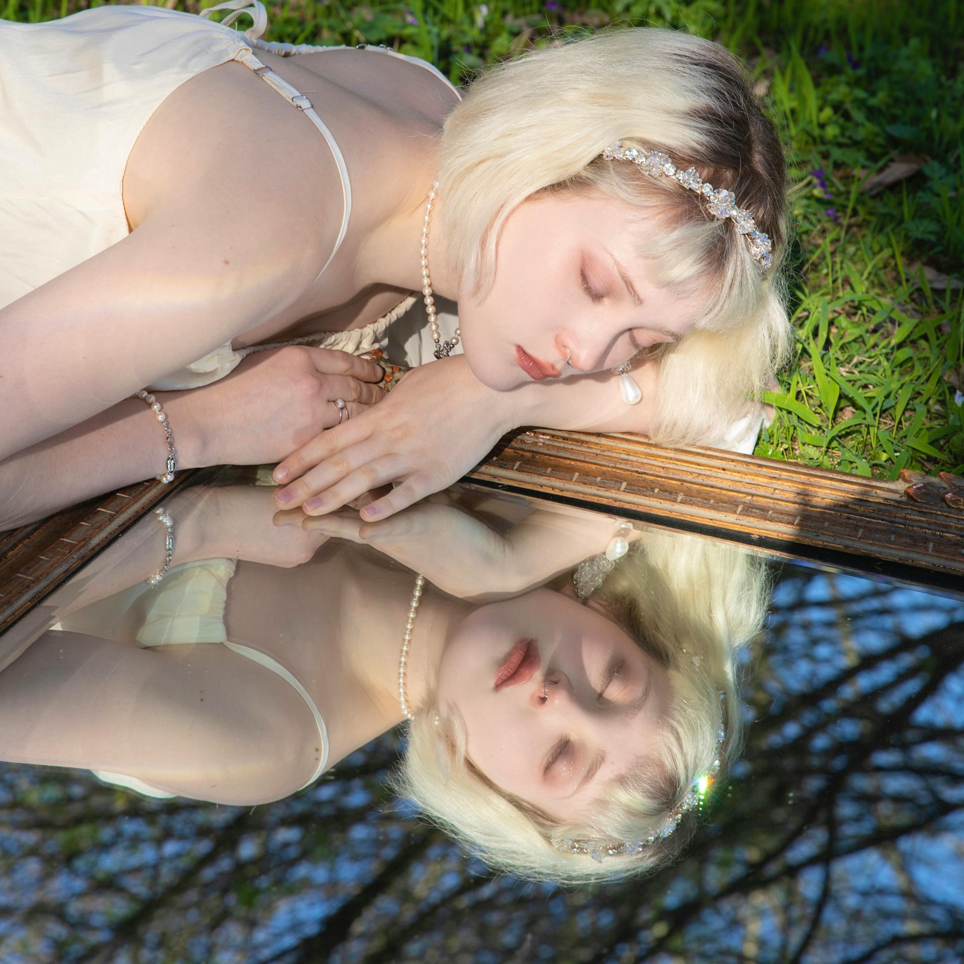 How to Identify Real Diamond Jewellery – Aurista Jewels Guide