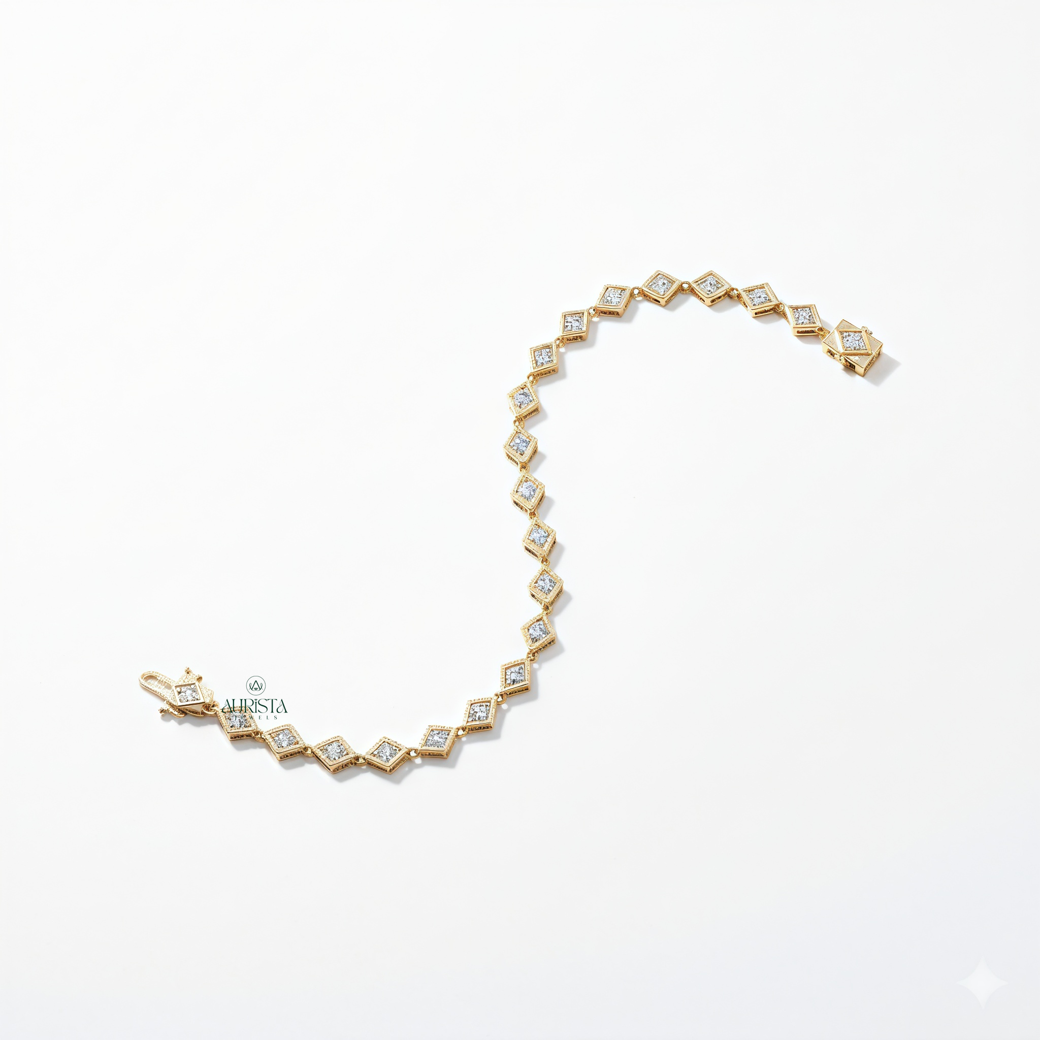 Eternal Embrace – Diamond Bracelet in Yellow Gold