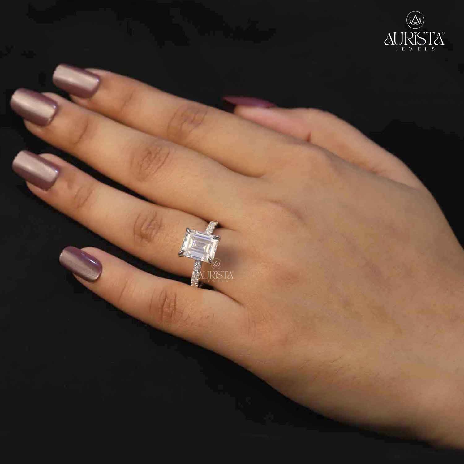 Forever Mine – White Gold Ring with  Radiant Diamond