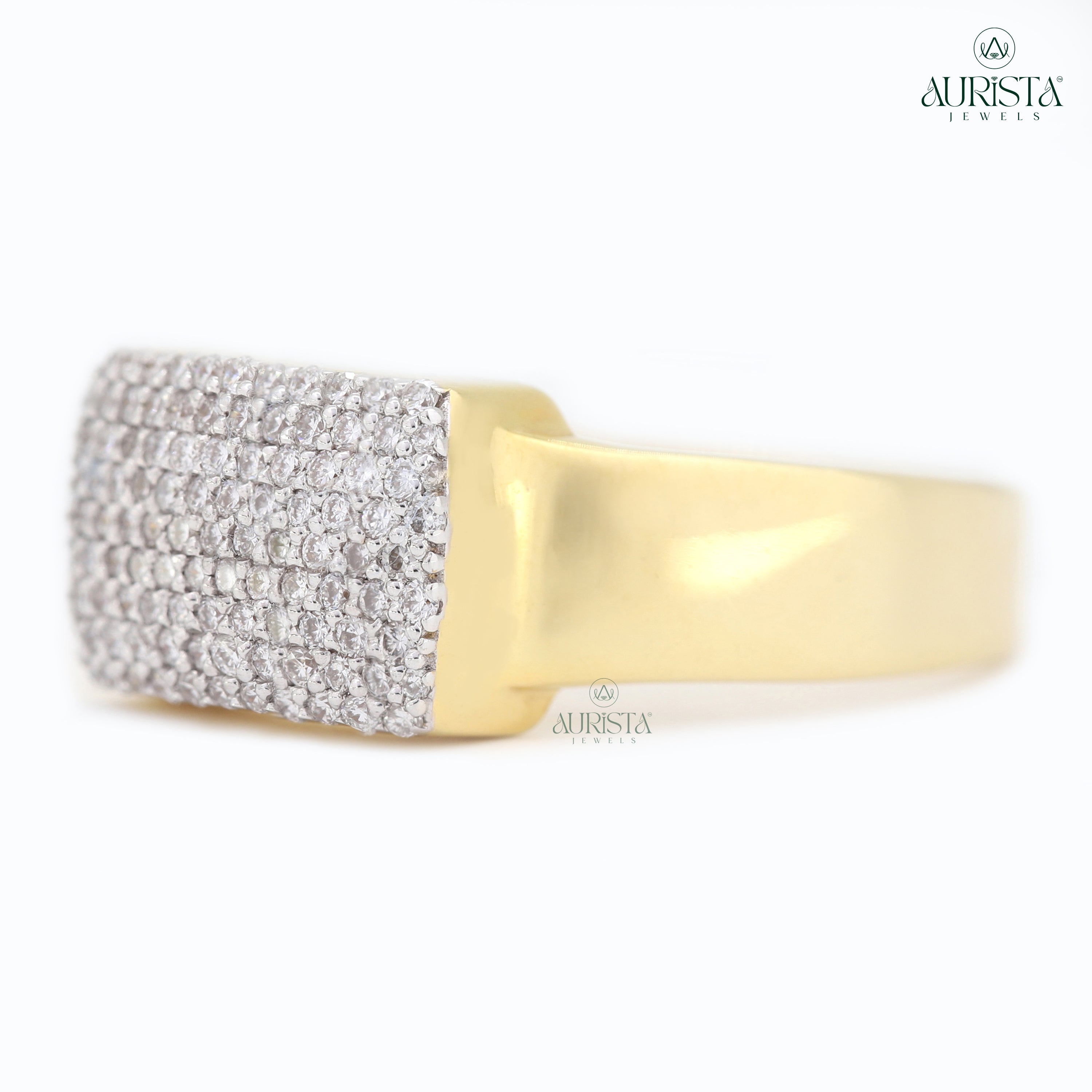 Crown of Promise – Yellow Gold Ring with Round Diamond