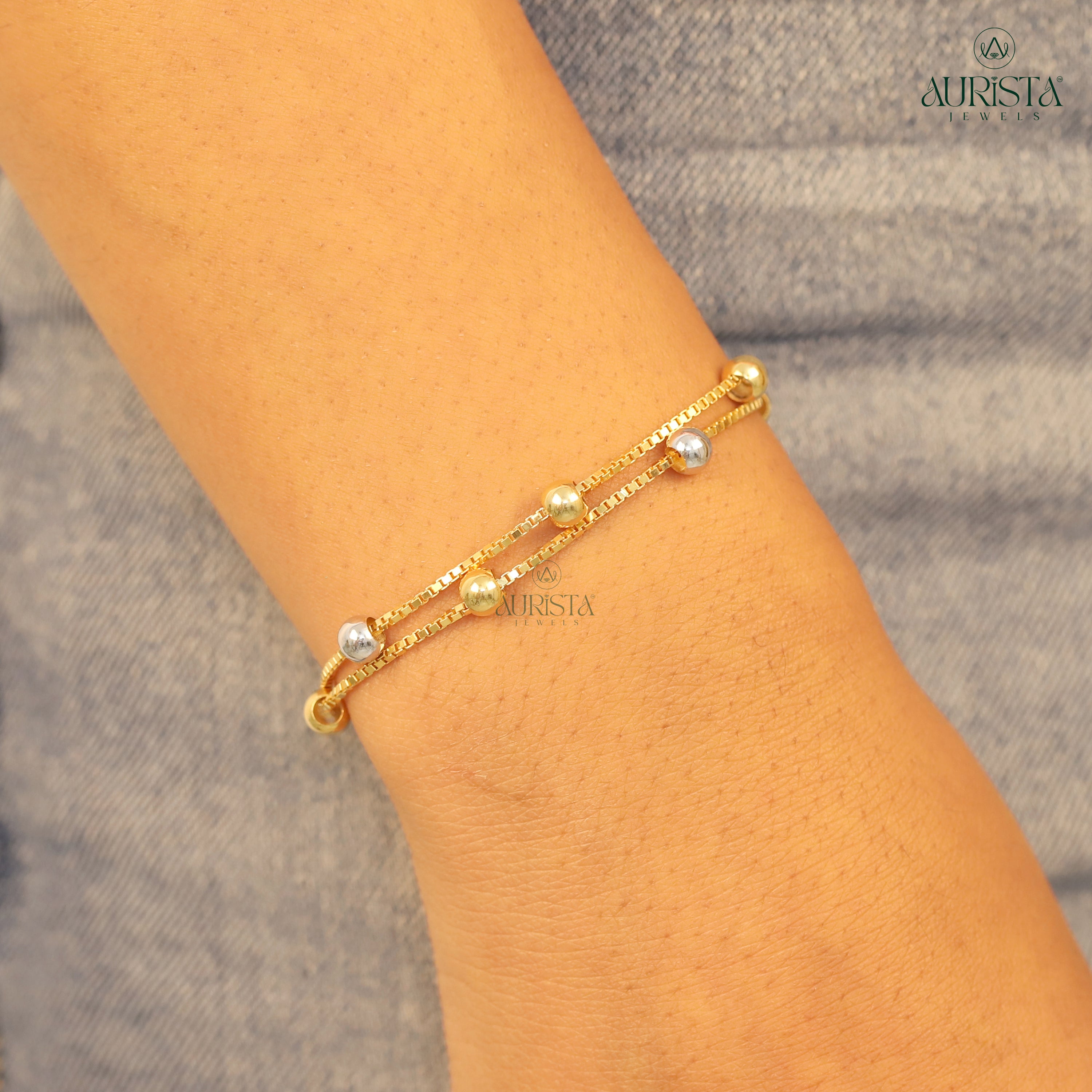 Graceful Bond – Bracelet in Yellow Gold
