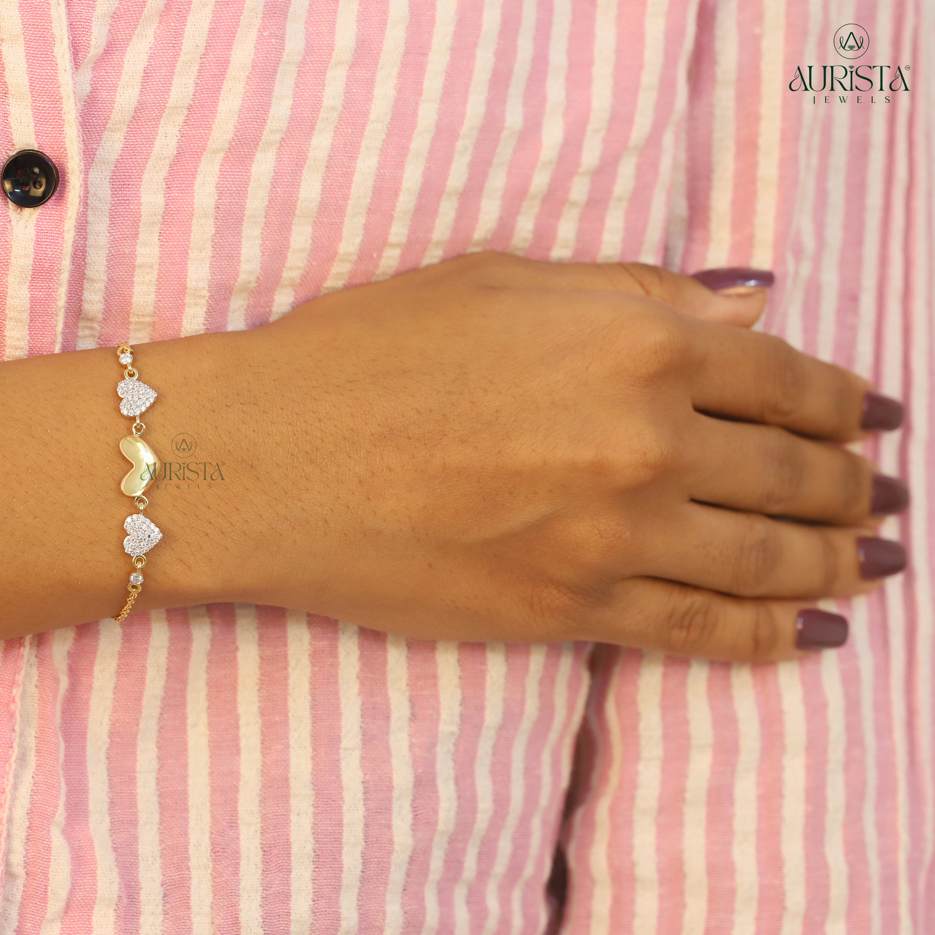 Timeless Shine – Yellow Gold Bracelet with Round Diamonds