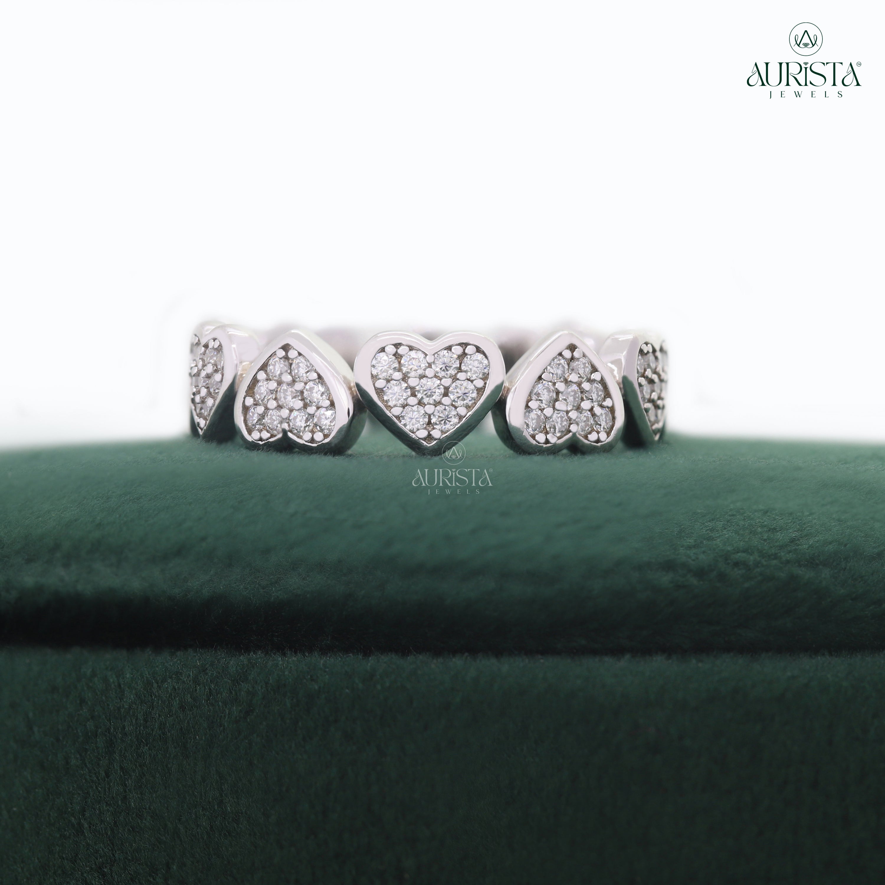 Forever in Focus- White Gold Band with Round Diamond