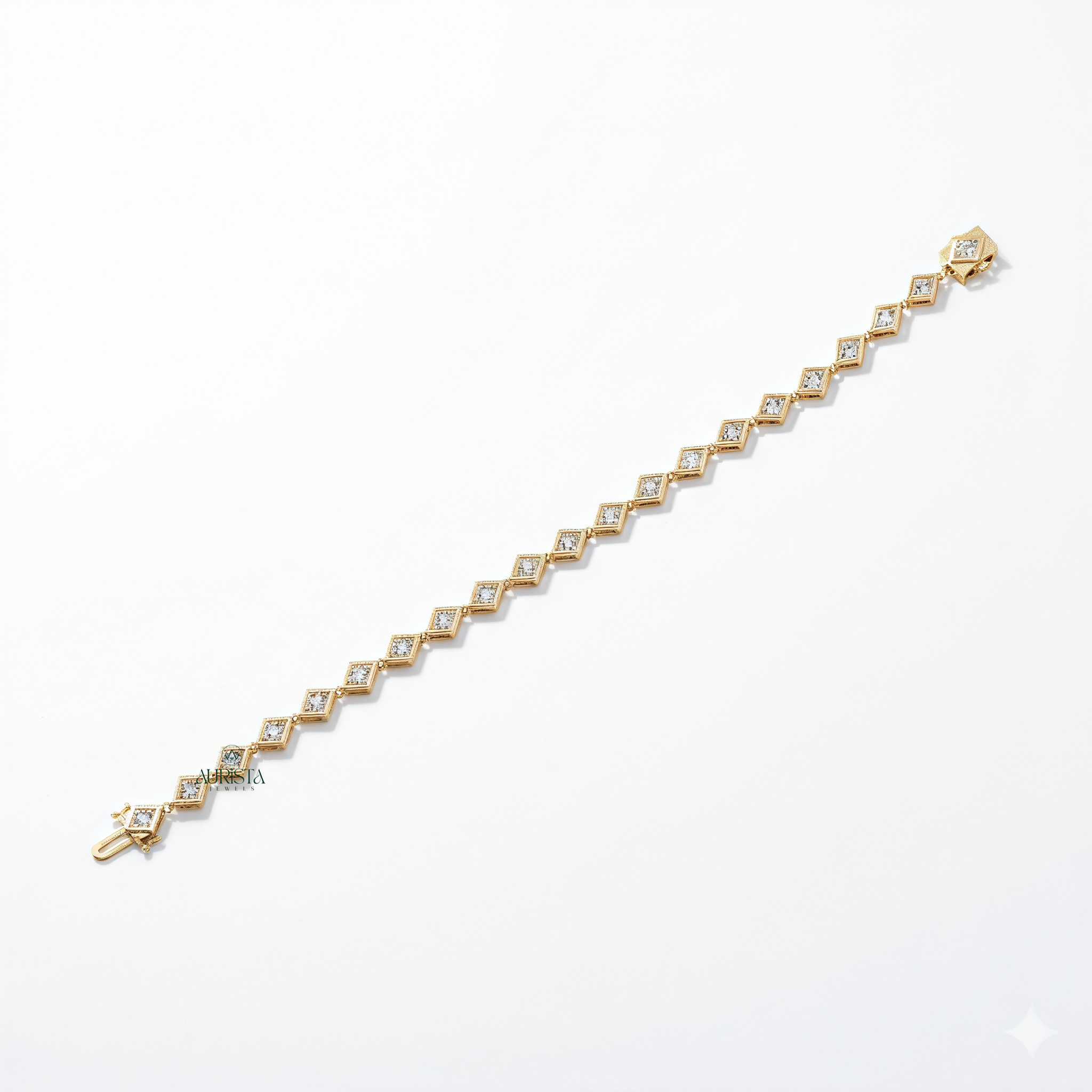 Eternal Embrace – Diamond Bracelet in Yellow Gold