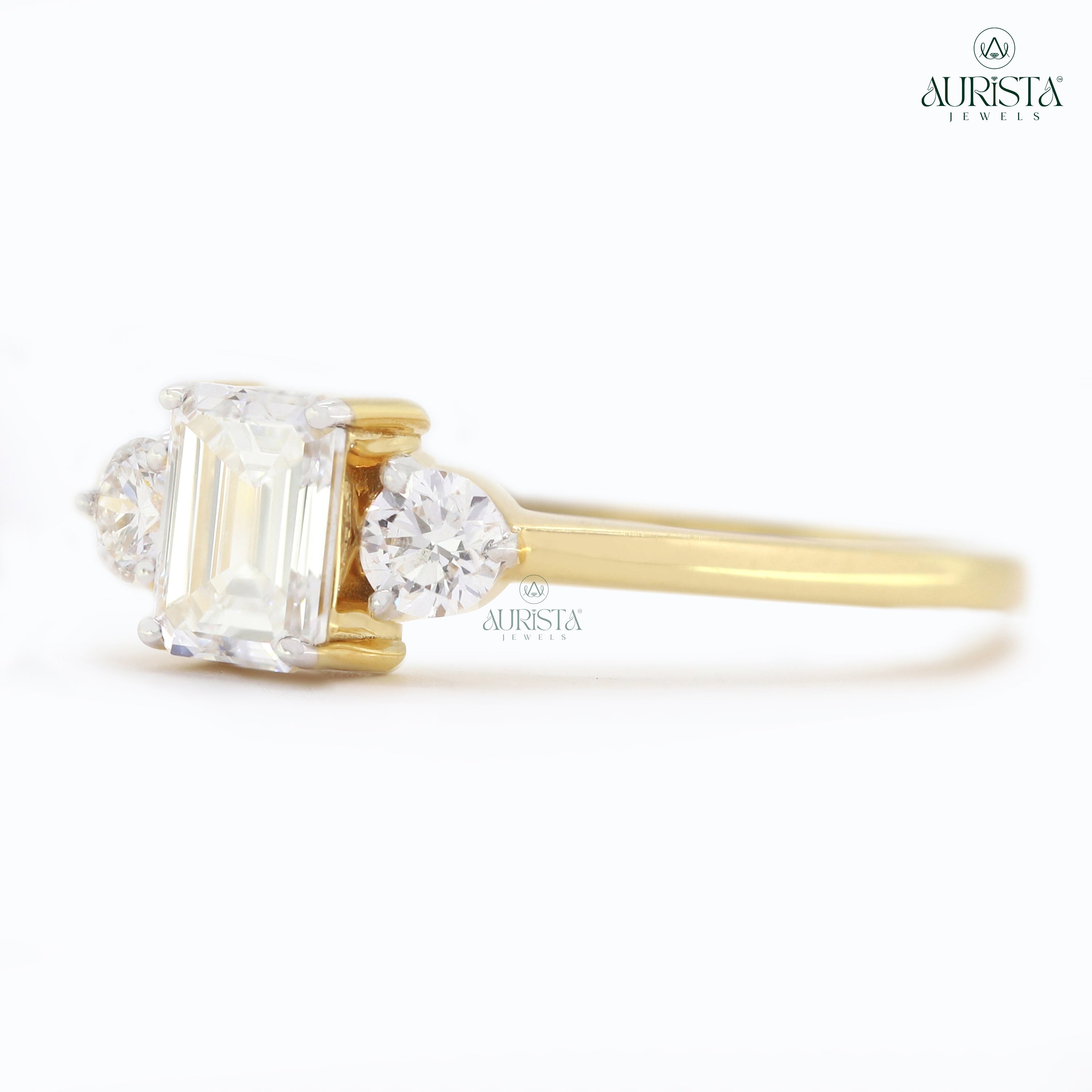 Hold Forever Close- Yellow Gold Band with Emerald White Diamond