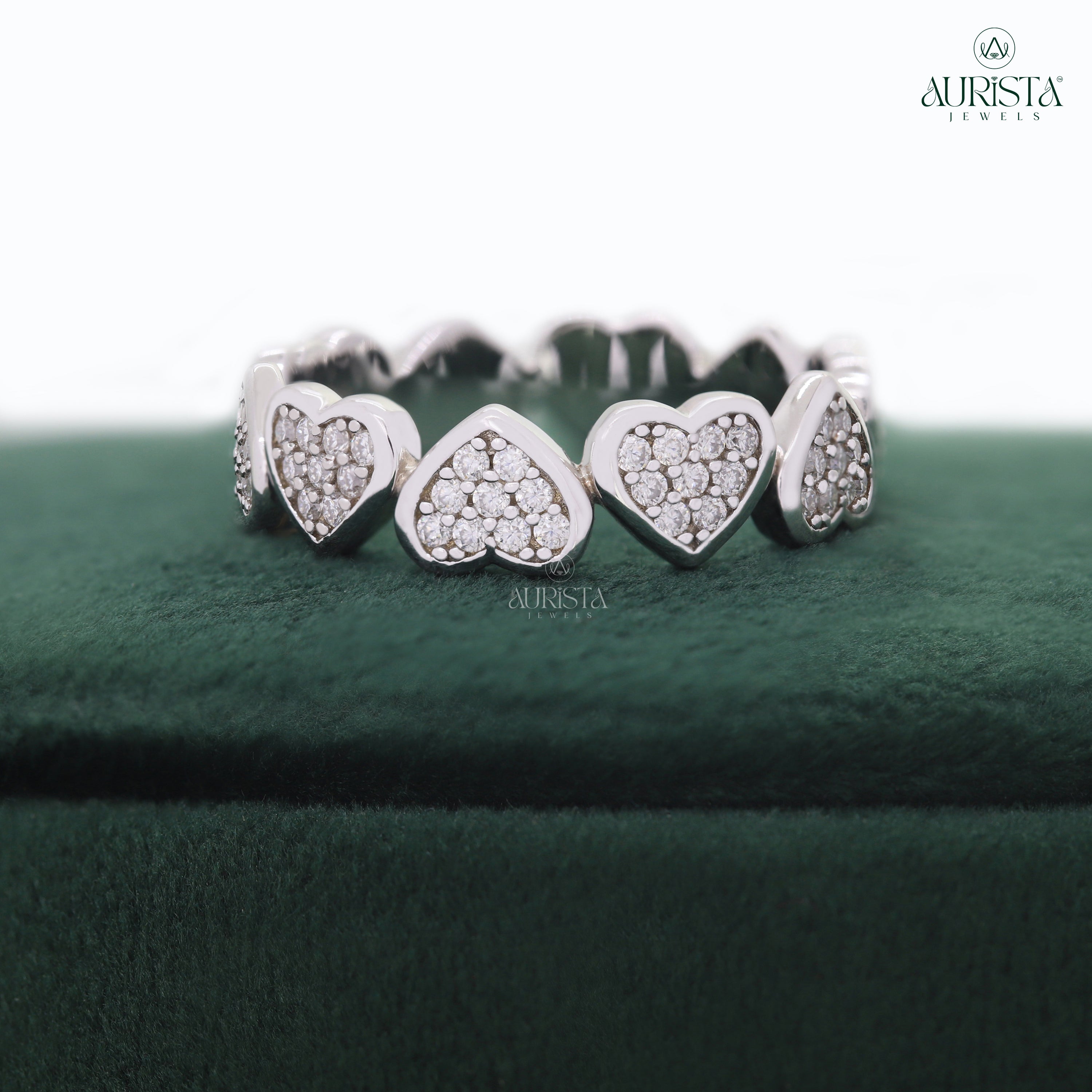 Forever in Focus- White Gold Band with Round Diamond