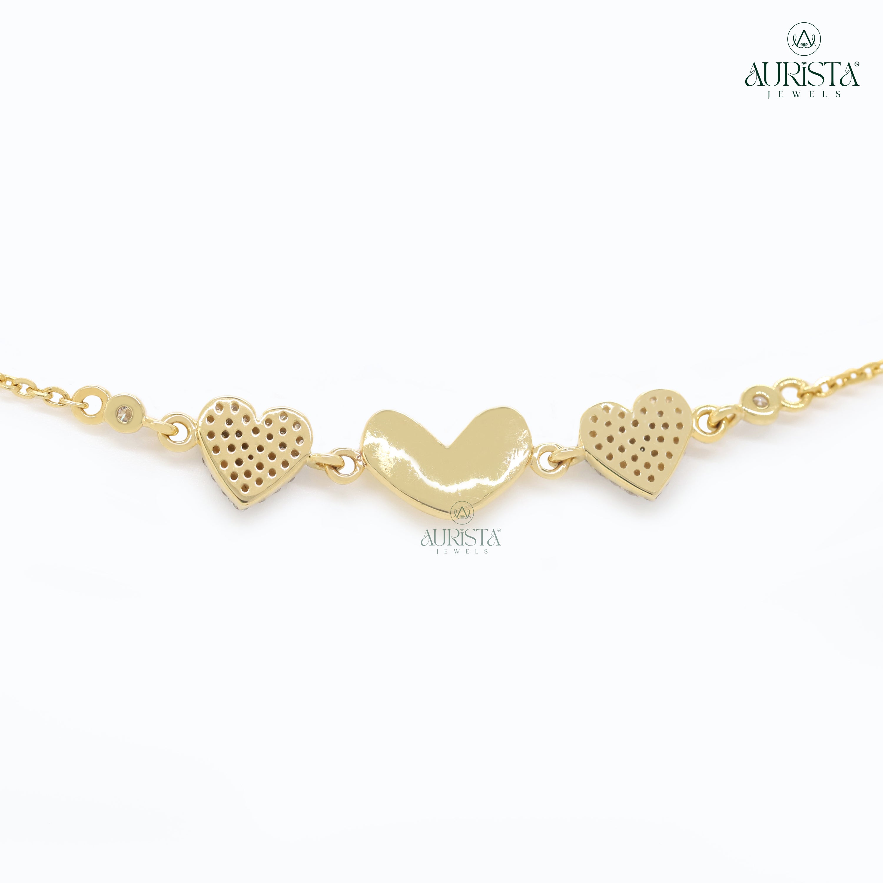 Timeless Shine – Yellow Gold Bracelet with Round Diamonds