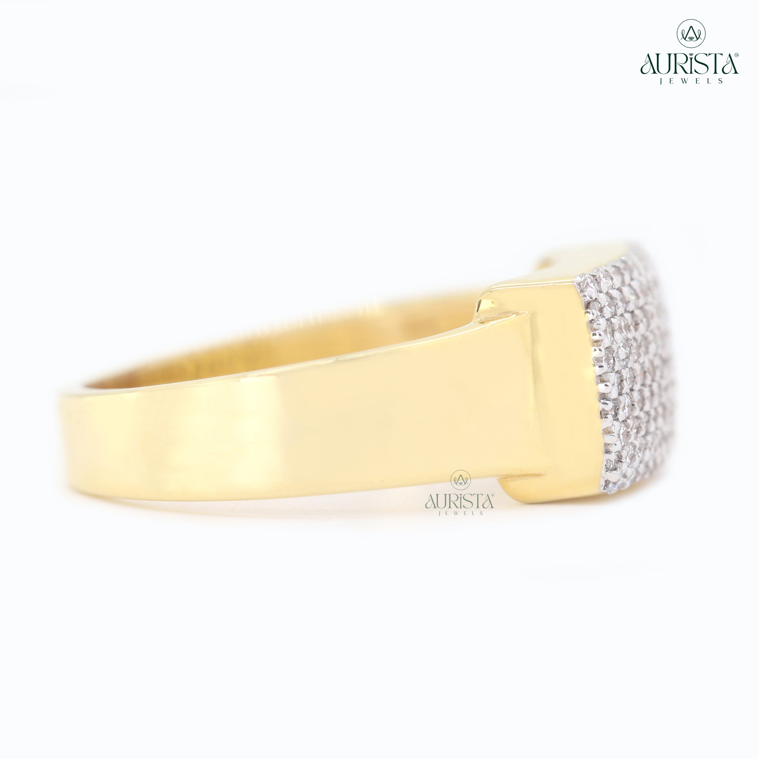 Crown of Promise – Yellow Gold Ring with Round Diamond