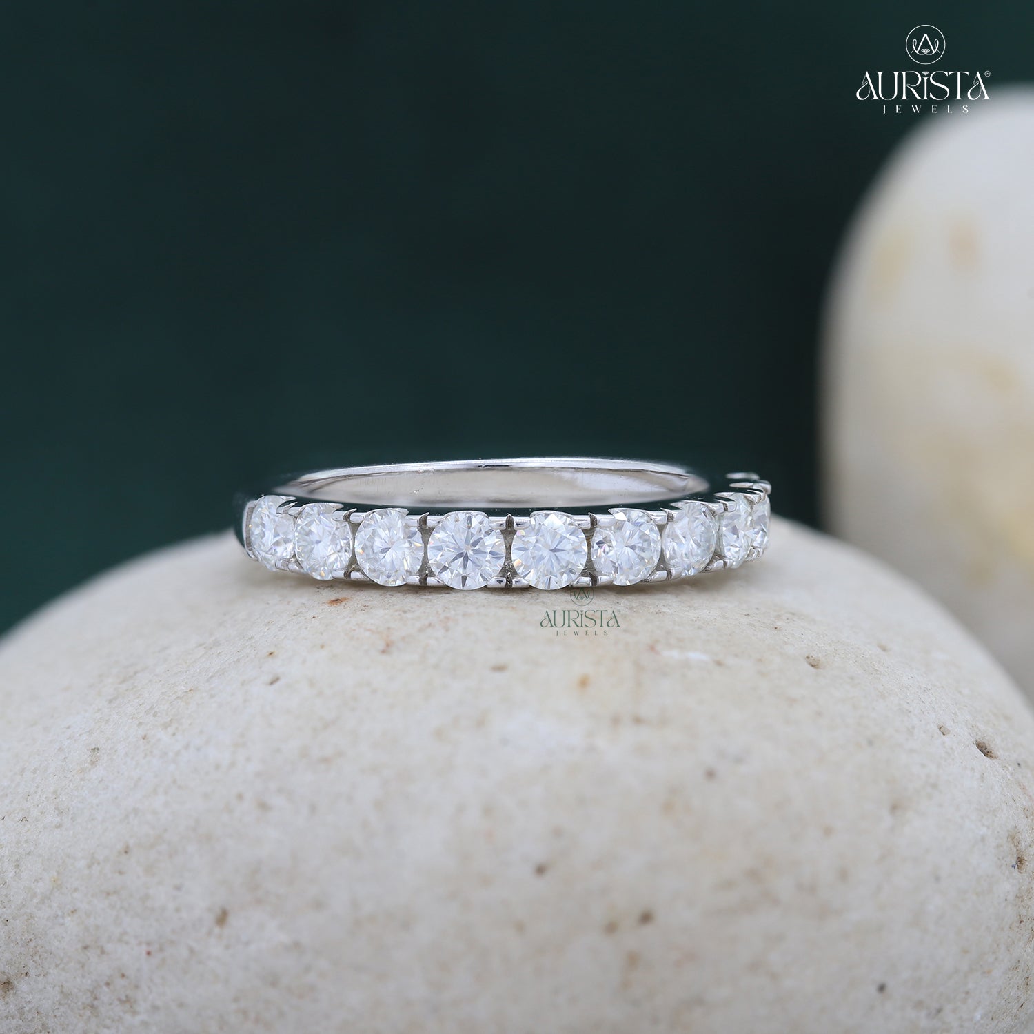 Your Forever Spark – White Gold Band with Round Diamond