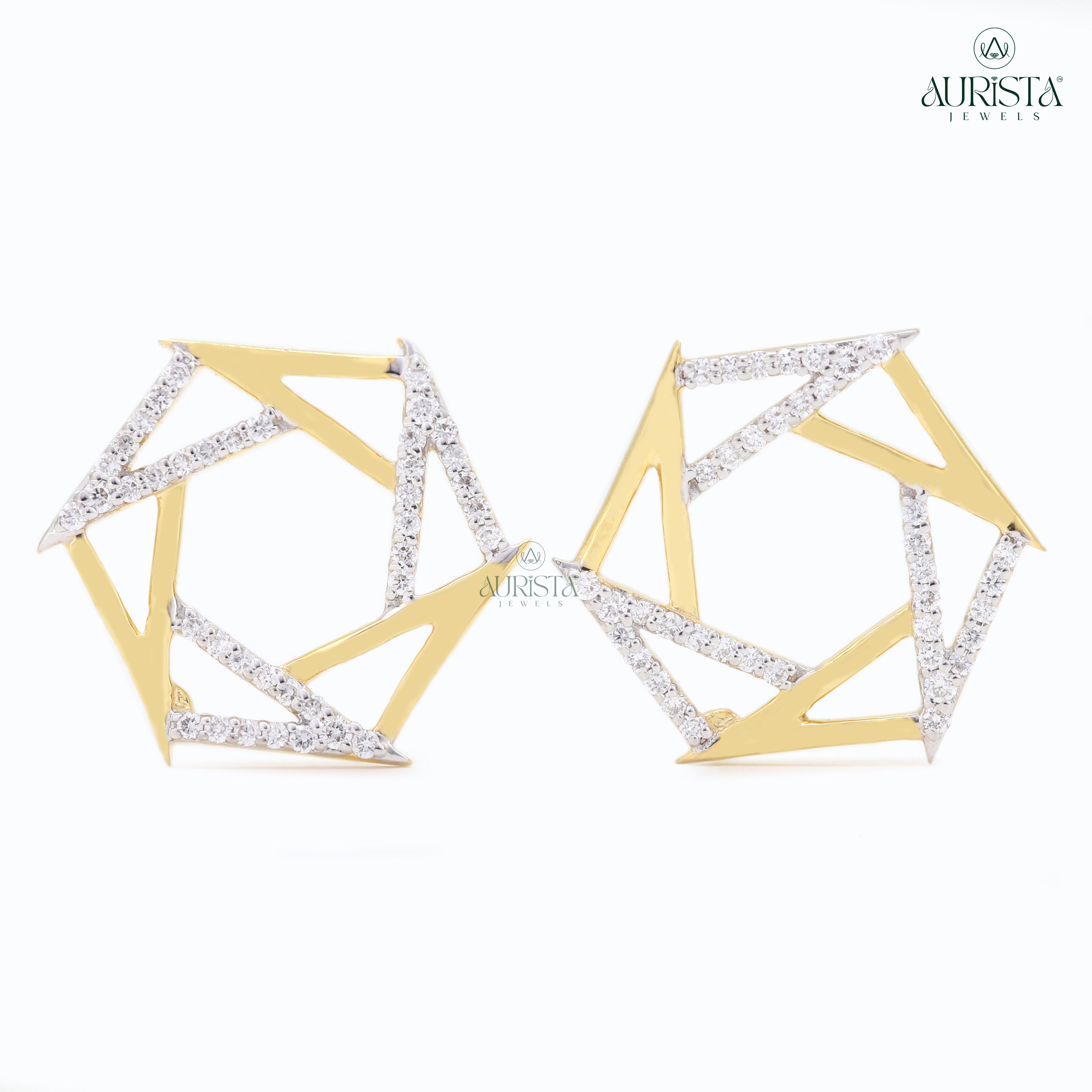 Dazzling Bloom – Yellow Gold Cluster Diamond Jewelry Set