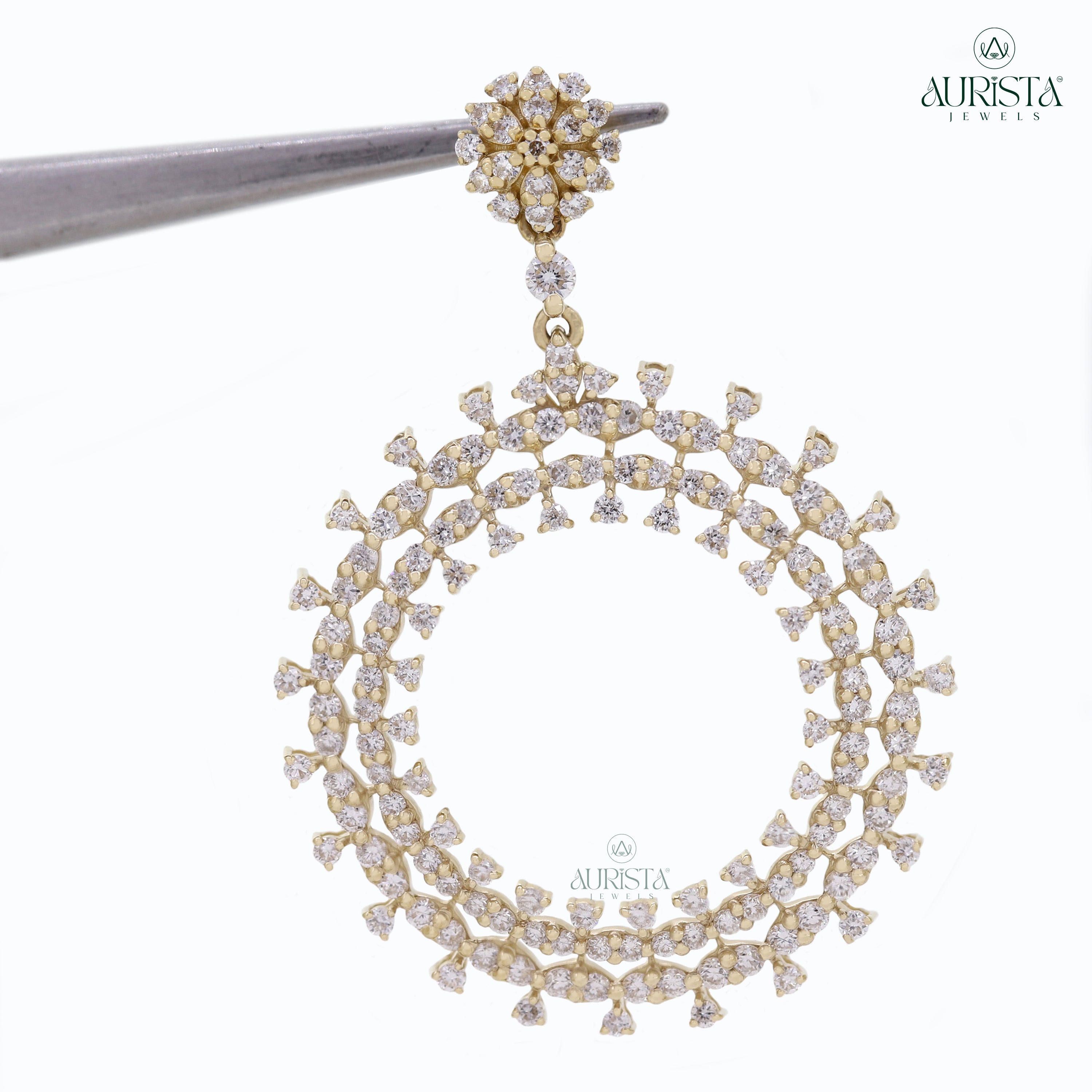 Pure Glow Round Diamond Pendant in Yellow Gold