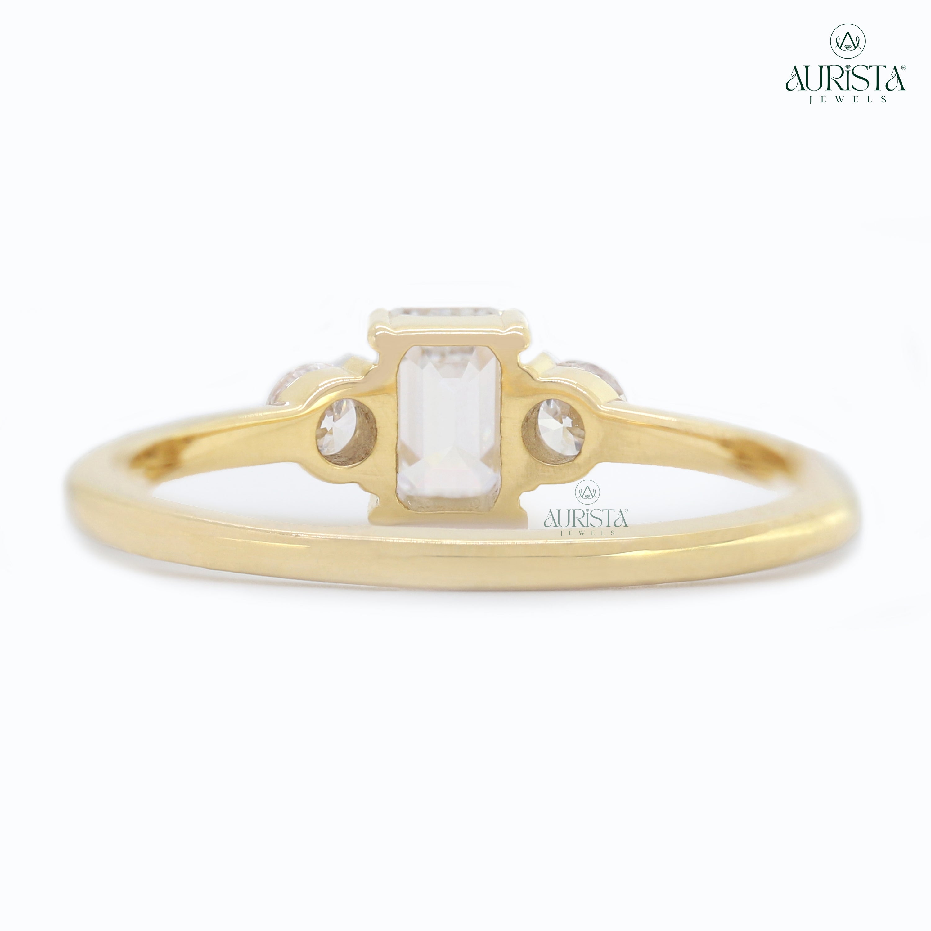 Hold Forever Close- Yellow Gold Band with Emerald White Diamond