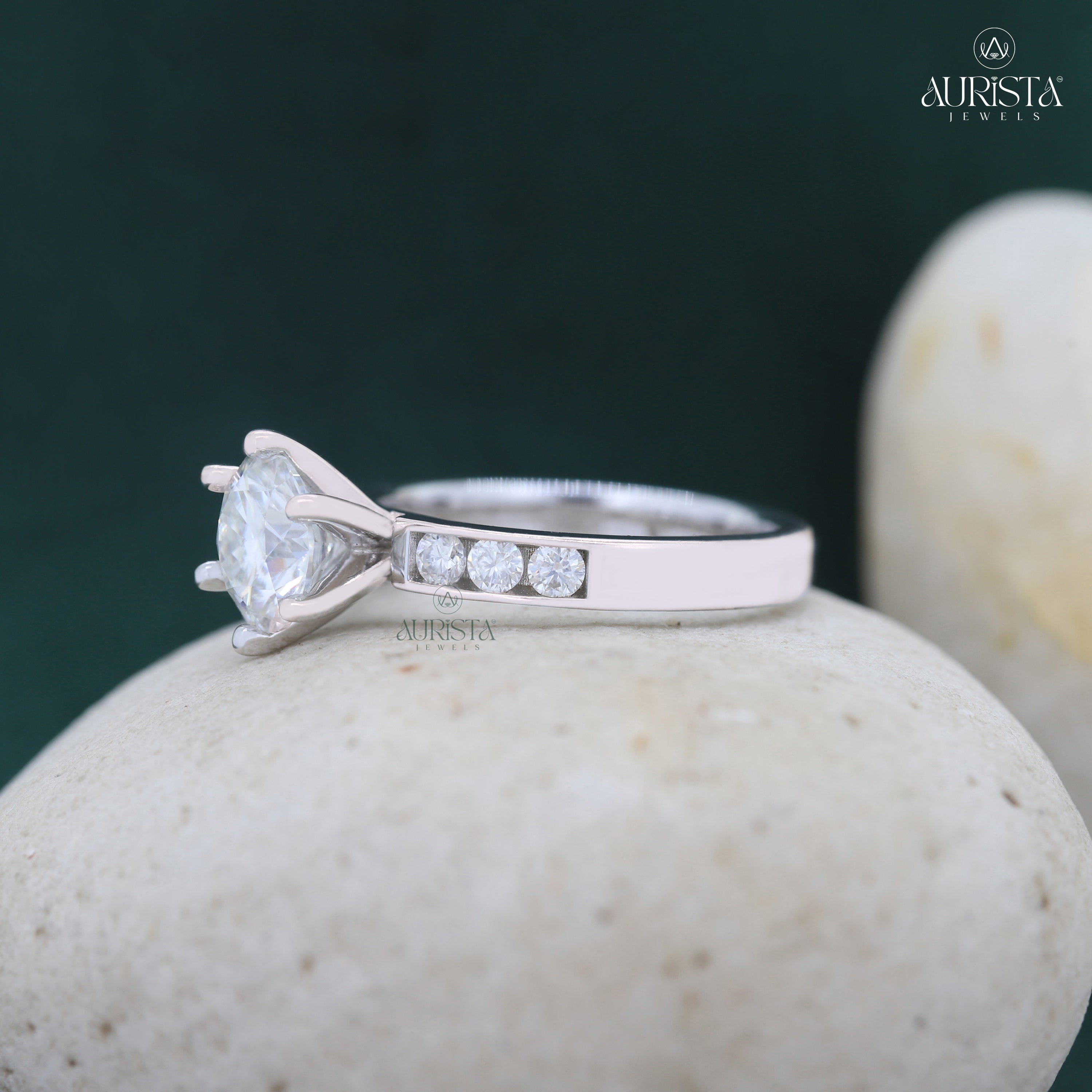 The One Ring – Round White Gold Diamond Ring