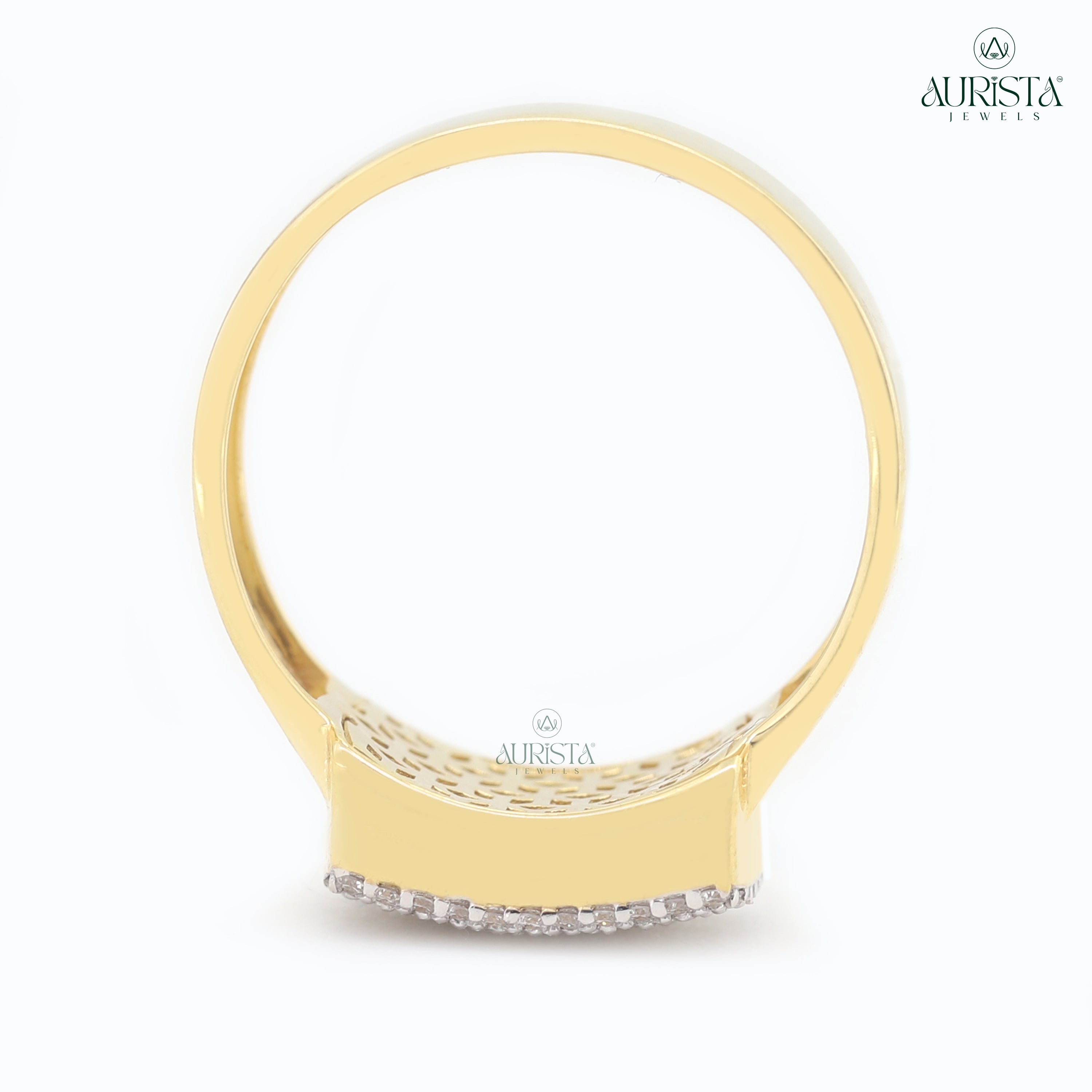 Crown of Promise – Yellow Gold Ring with Round Diamond