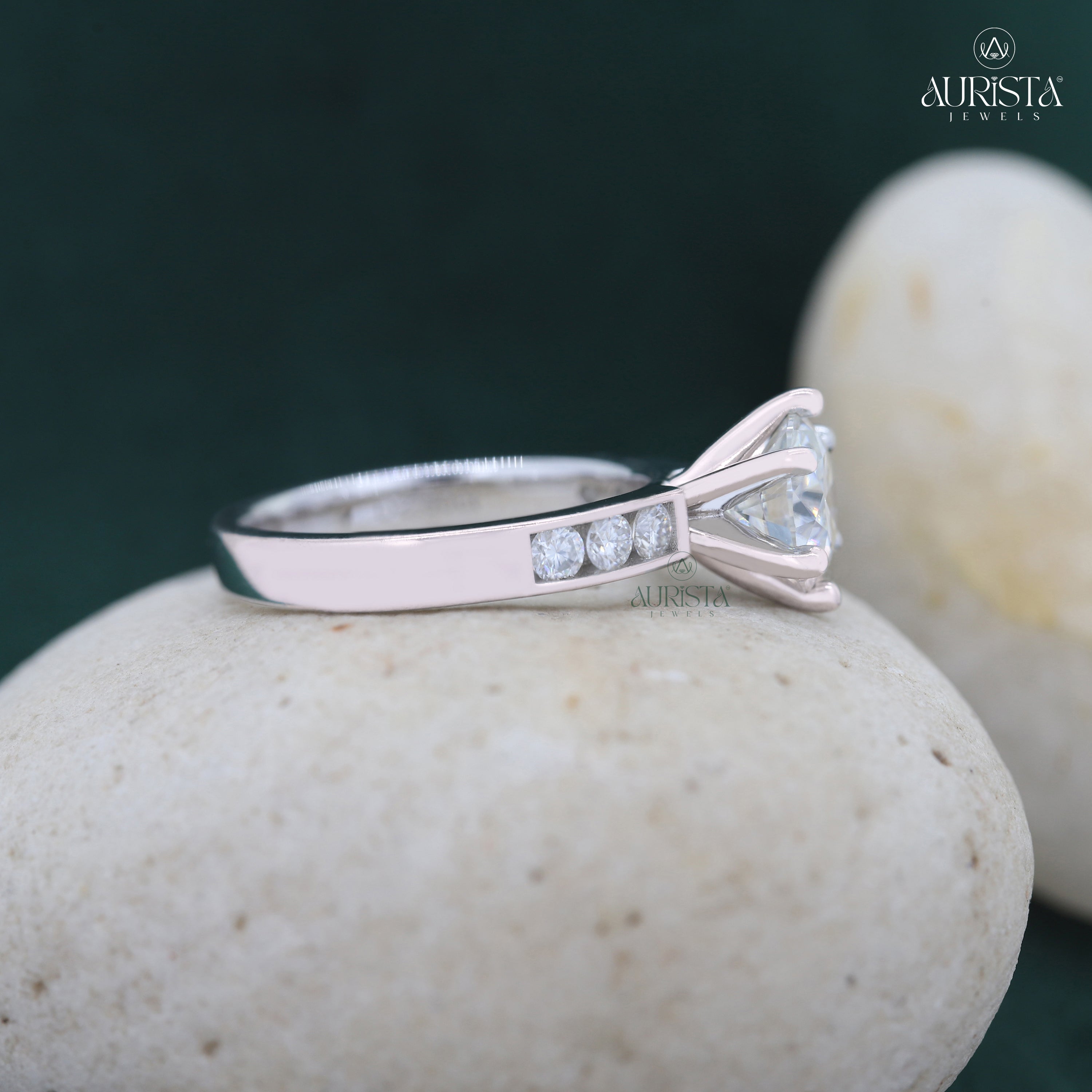 The One Ring – Round White Gold Diamond Ring