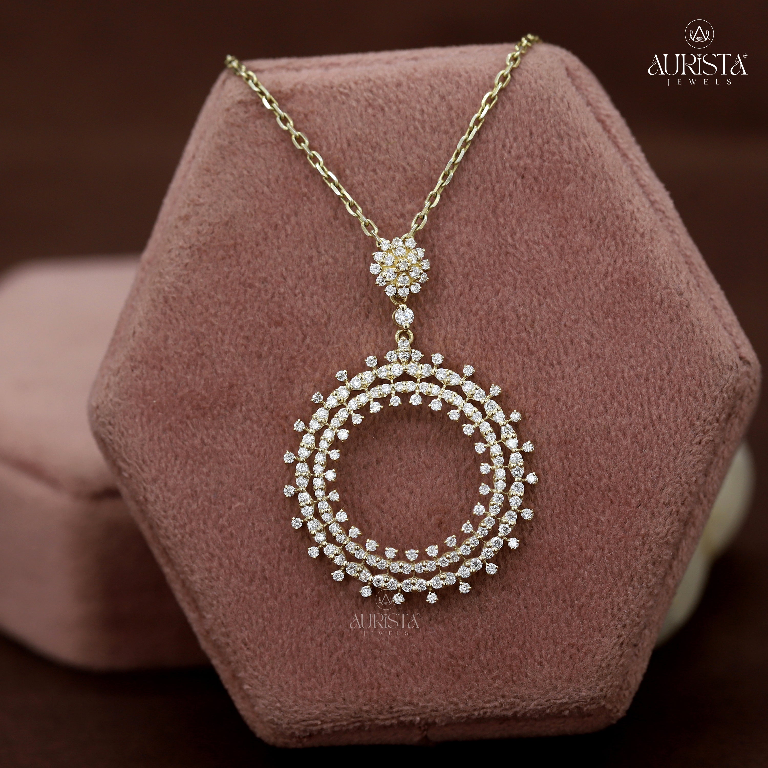 Pure Glow Round Diamond Pendant in Yellow Gold
