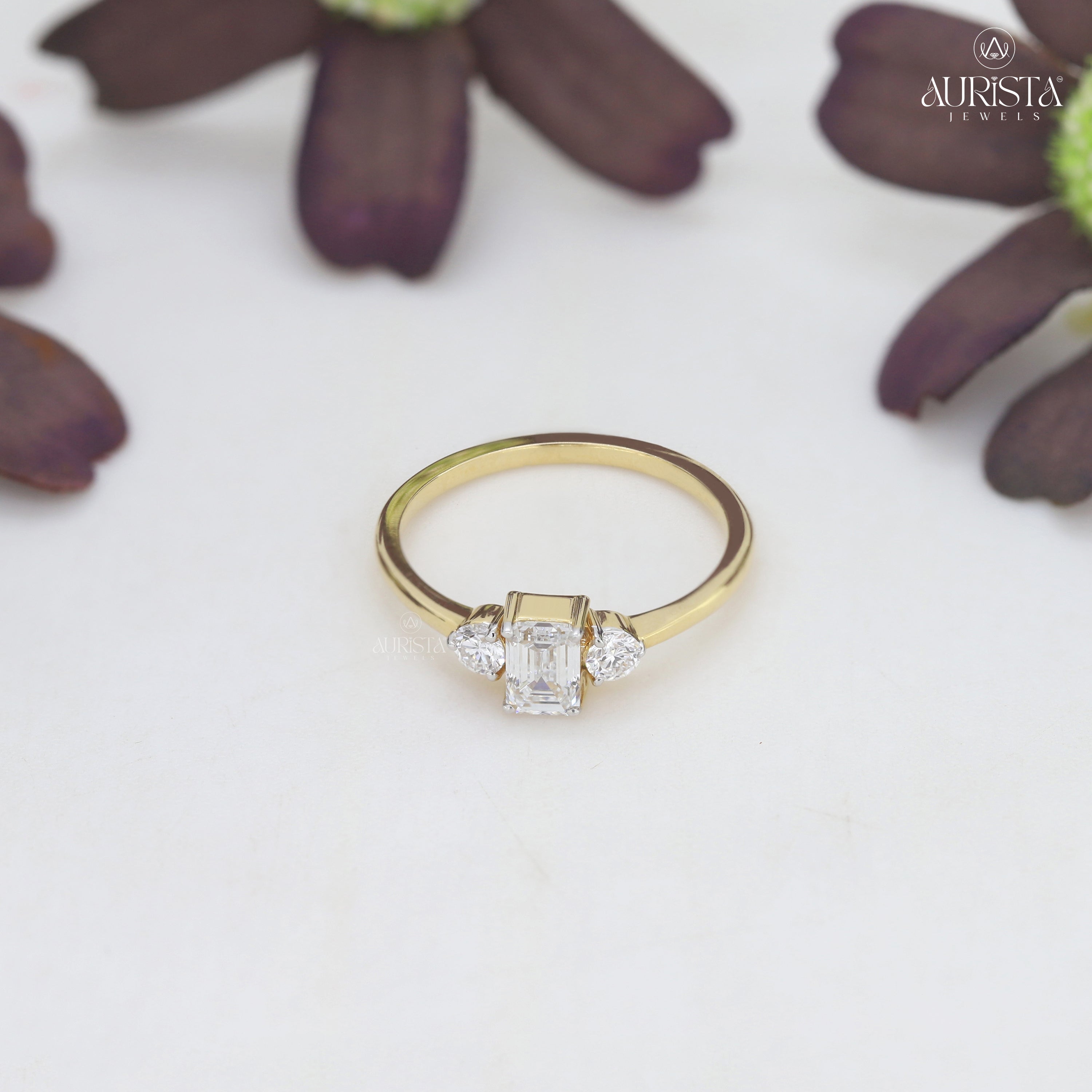 Hold Forever Close- Yellow Gold Band with Emerald White Diamond