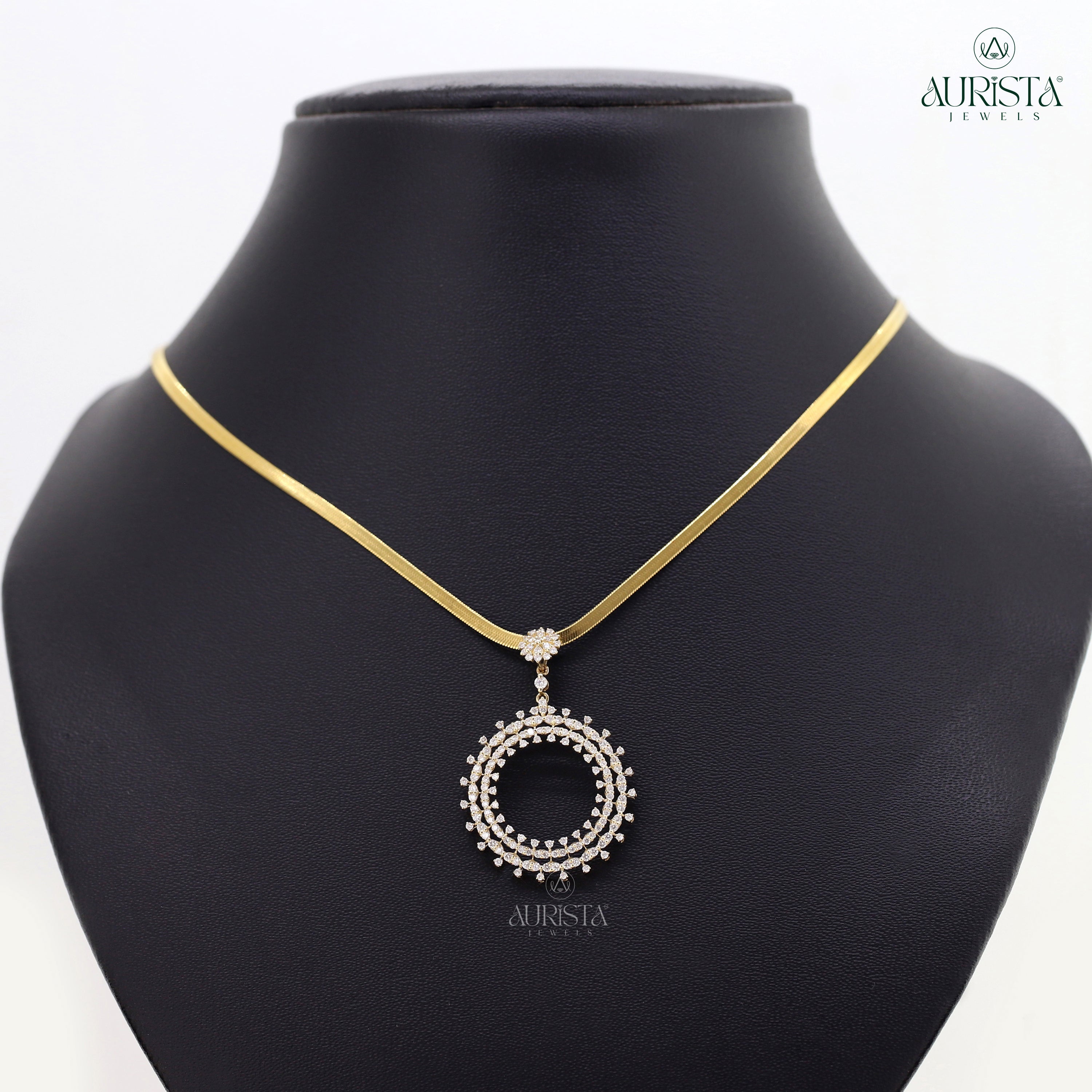 Pure Glow Round Diamond Pendant in Yellow Gold