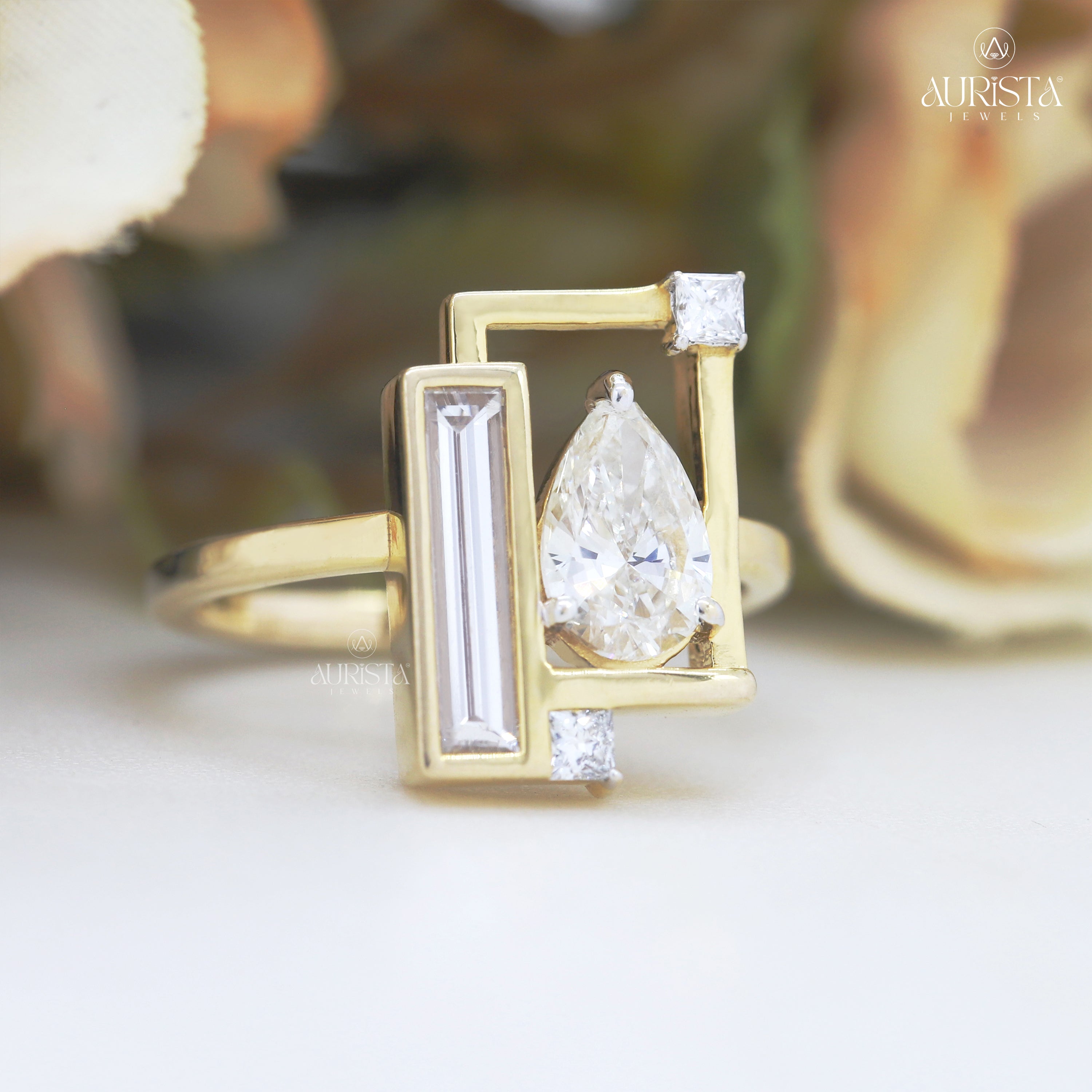 Promise Eternal – Yellow Gold Ring with Mix Diamond