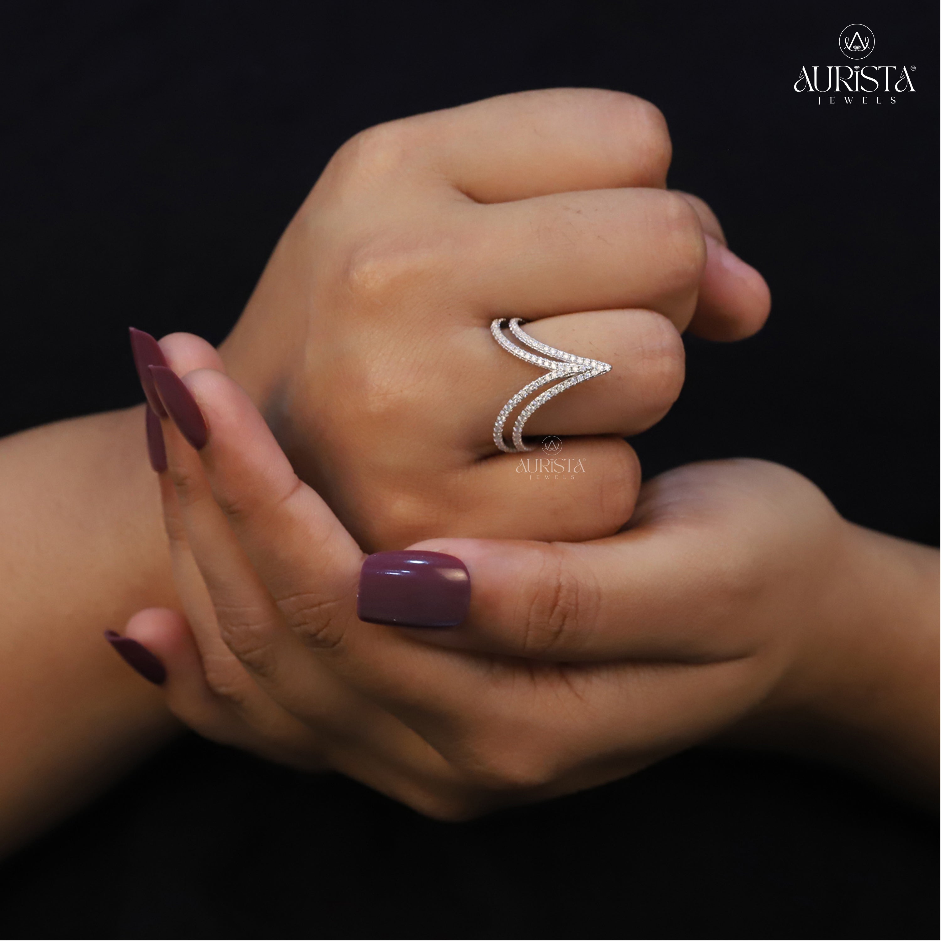 Forever Starts Here – White Gold Band with Rund Diamond