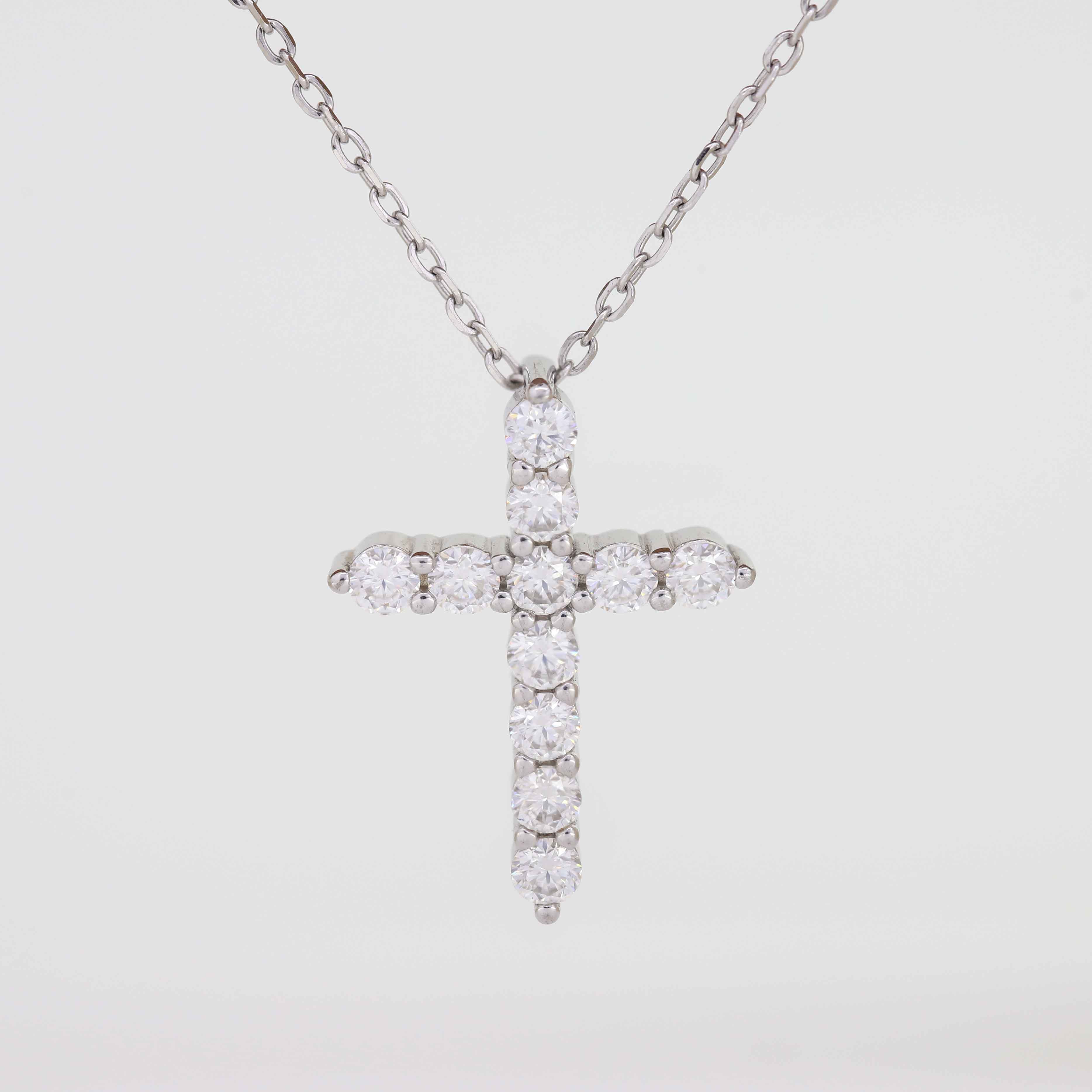 Pure Glow Round Diamond Pendant in White Gold