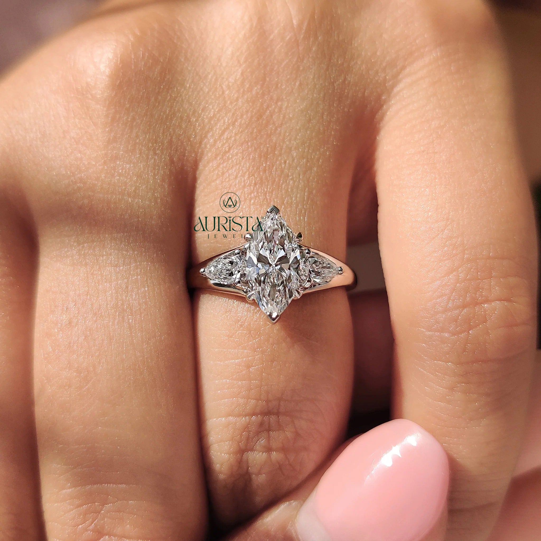 Forever Charm – Royal Band with Sparkling Diamond