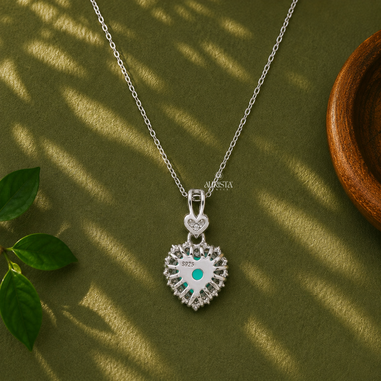 Lab Grown in Diamond Green Heart Halo Pendant Statement Drop Necklace Jewelry