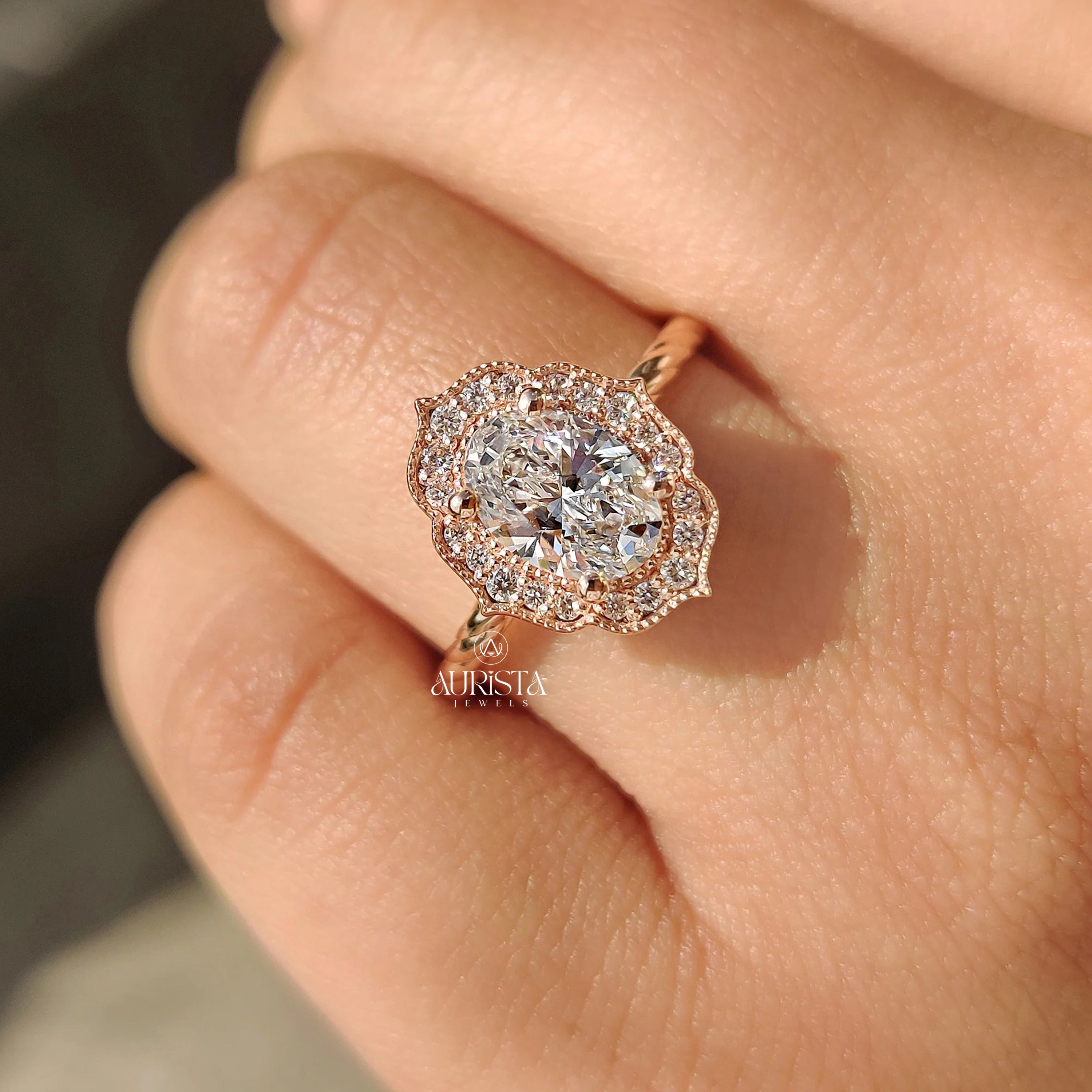 Luxury Wrapped in Oval Brilliance 💎