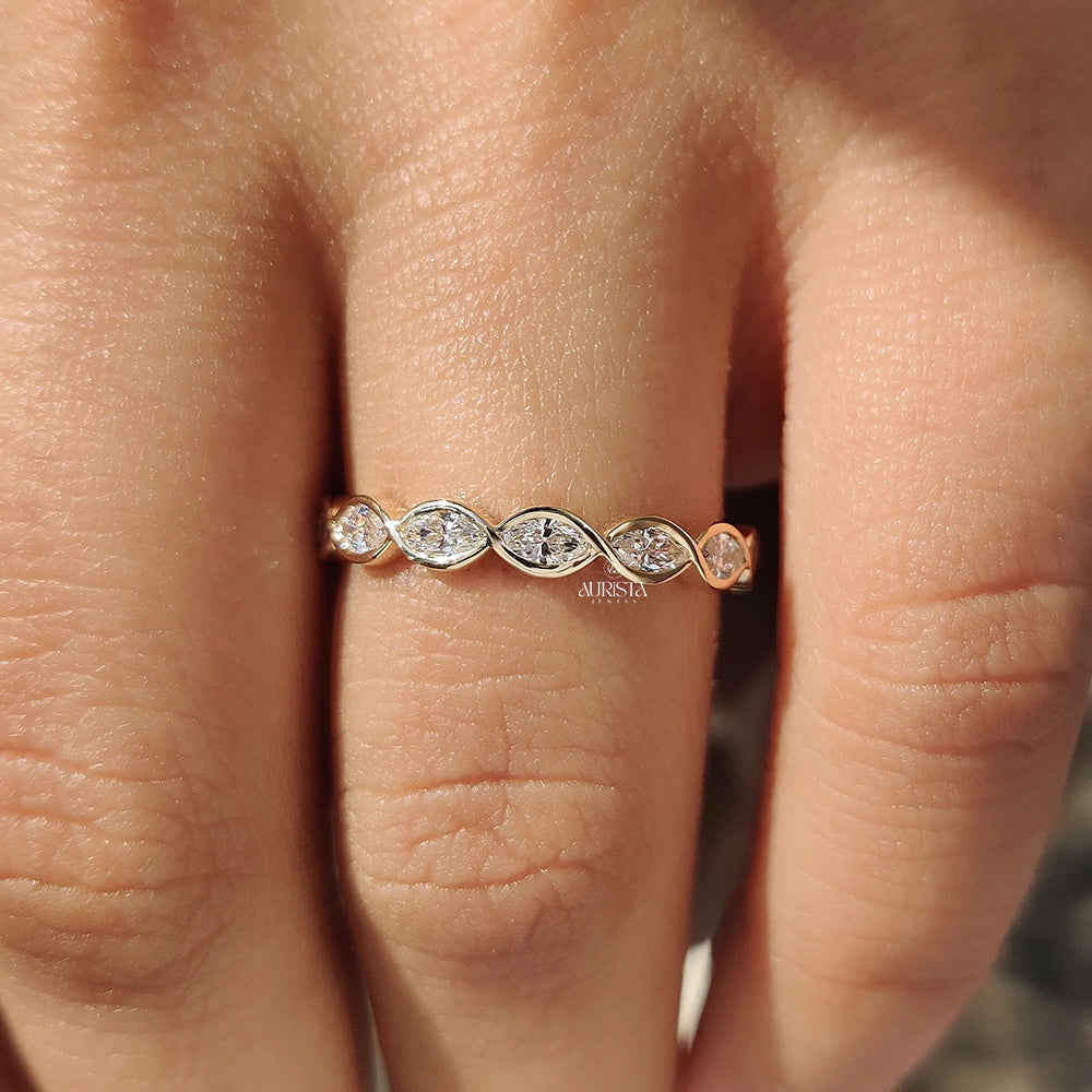 Whisper of Shine – Yellow Gold Band with Marquise Diamond