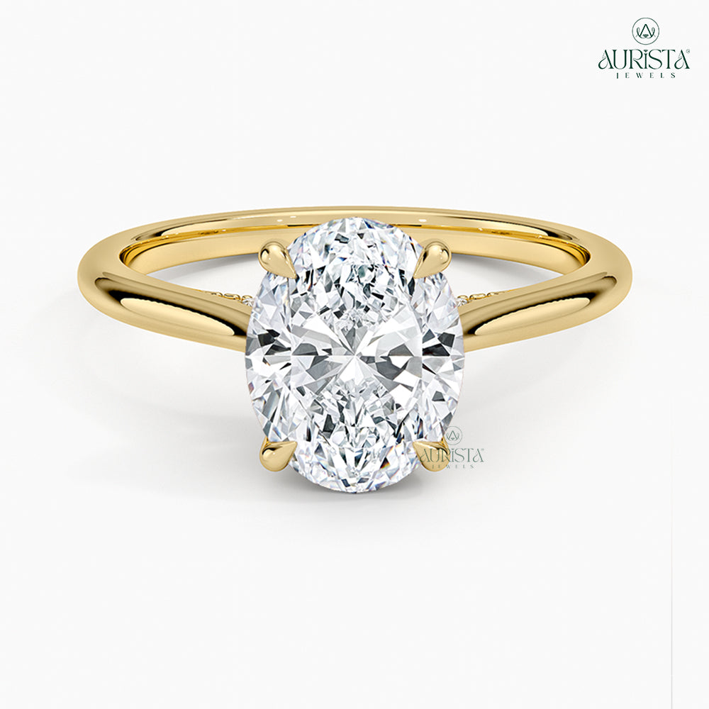 Bound by Love – Yellow Gold Ring with Oval Diamond