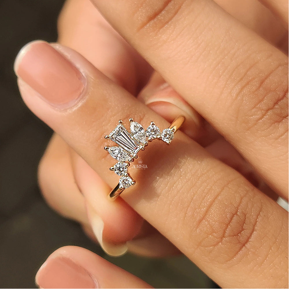 Promise of Light – Yellow Gold Ring with Baguette Diamond