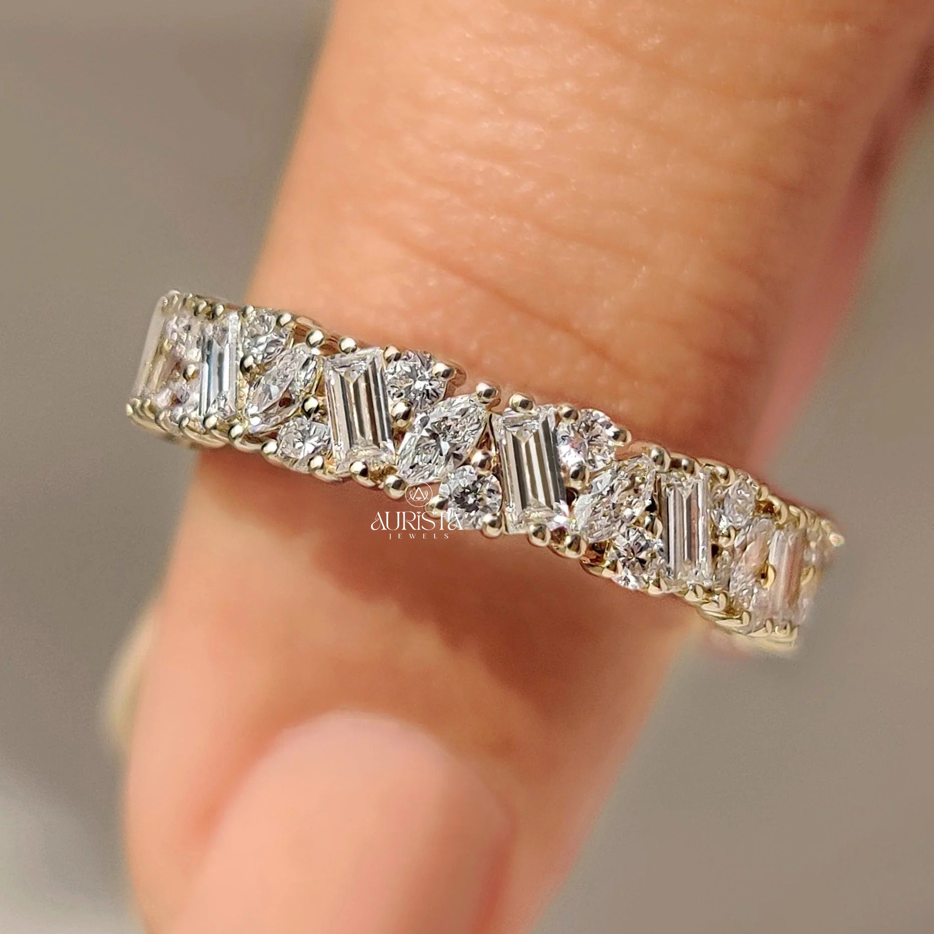 Eternal Spark – Elegant Ring with Brilliant Diamond
