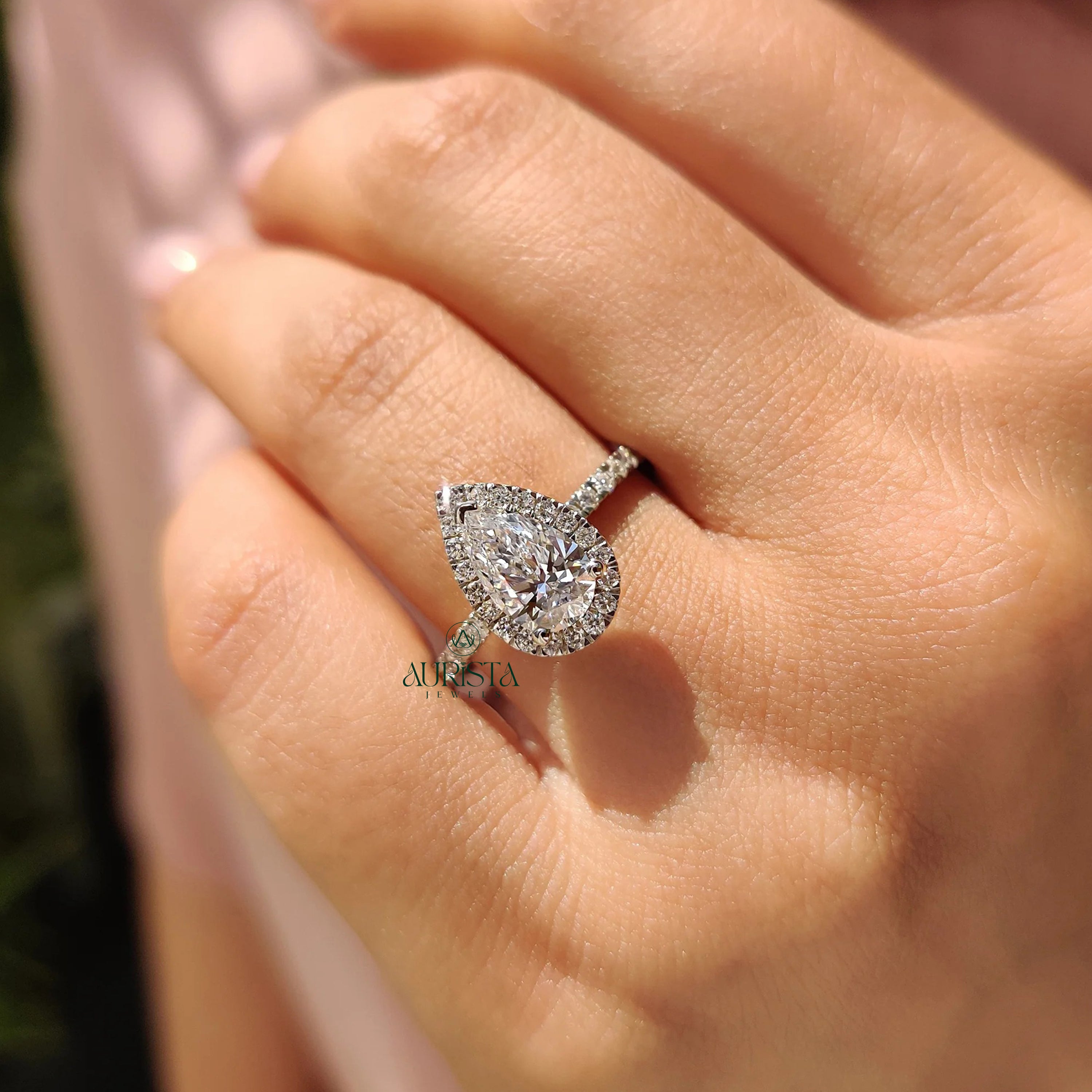 Pear Cut Statement Ring with Luminous Side Diamond