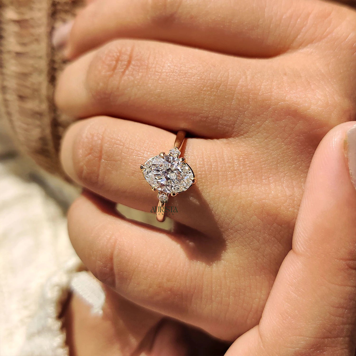 Forever Light – Rich Ring with Elegant Diamond