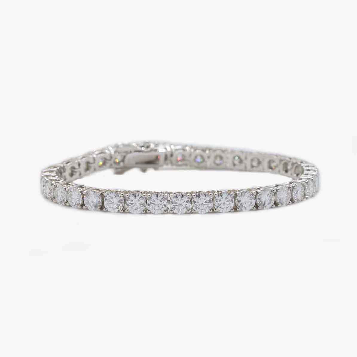 Forever in Style – The Iconic Diamond Tennis Bracelet