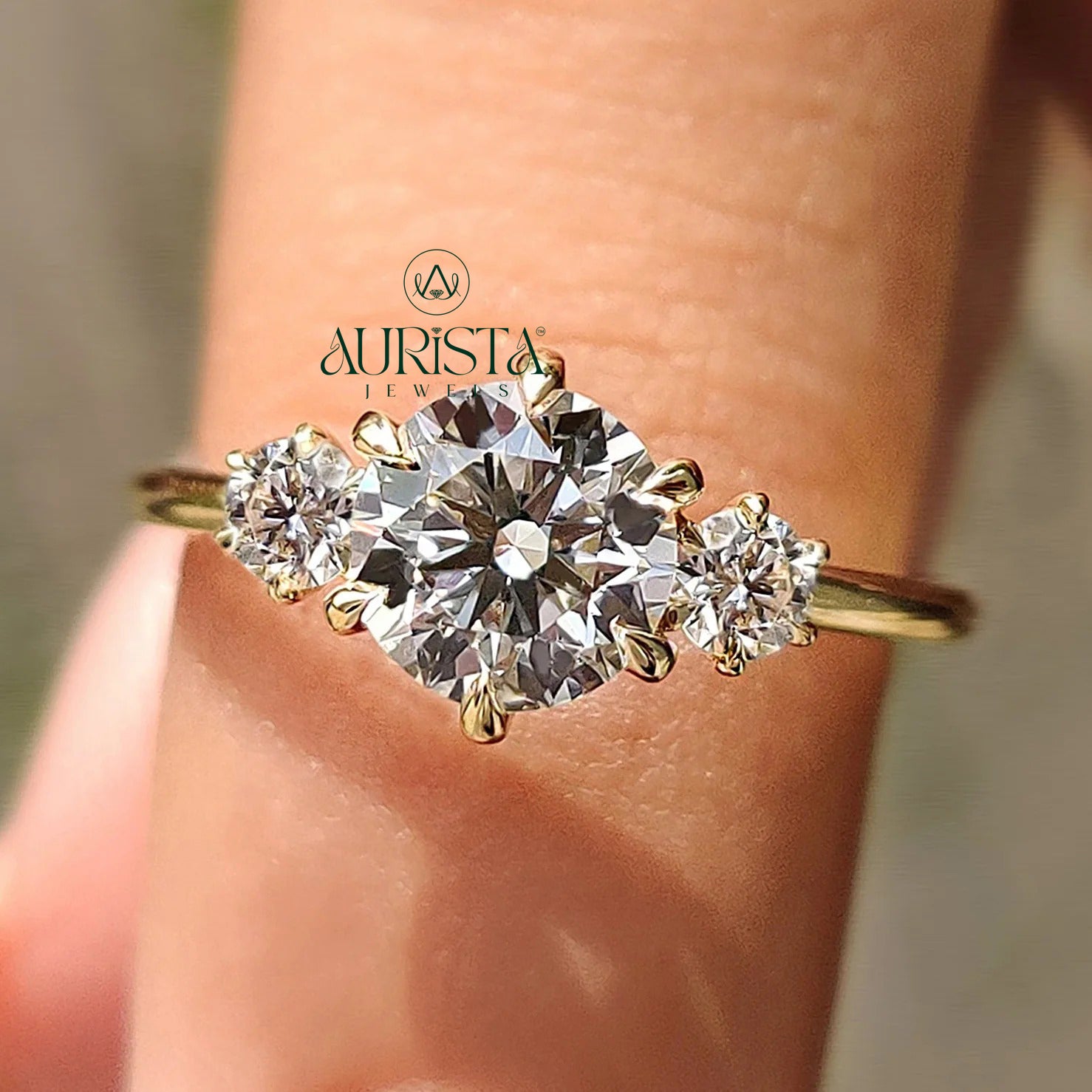 Promise of Love – Fine Ring with Sparkling Diamond