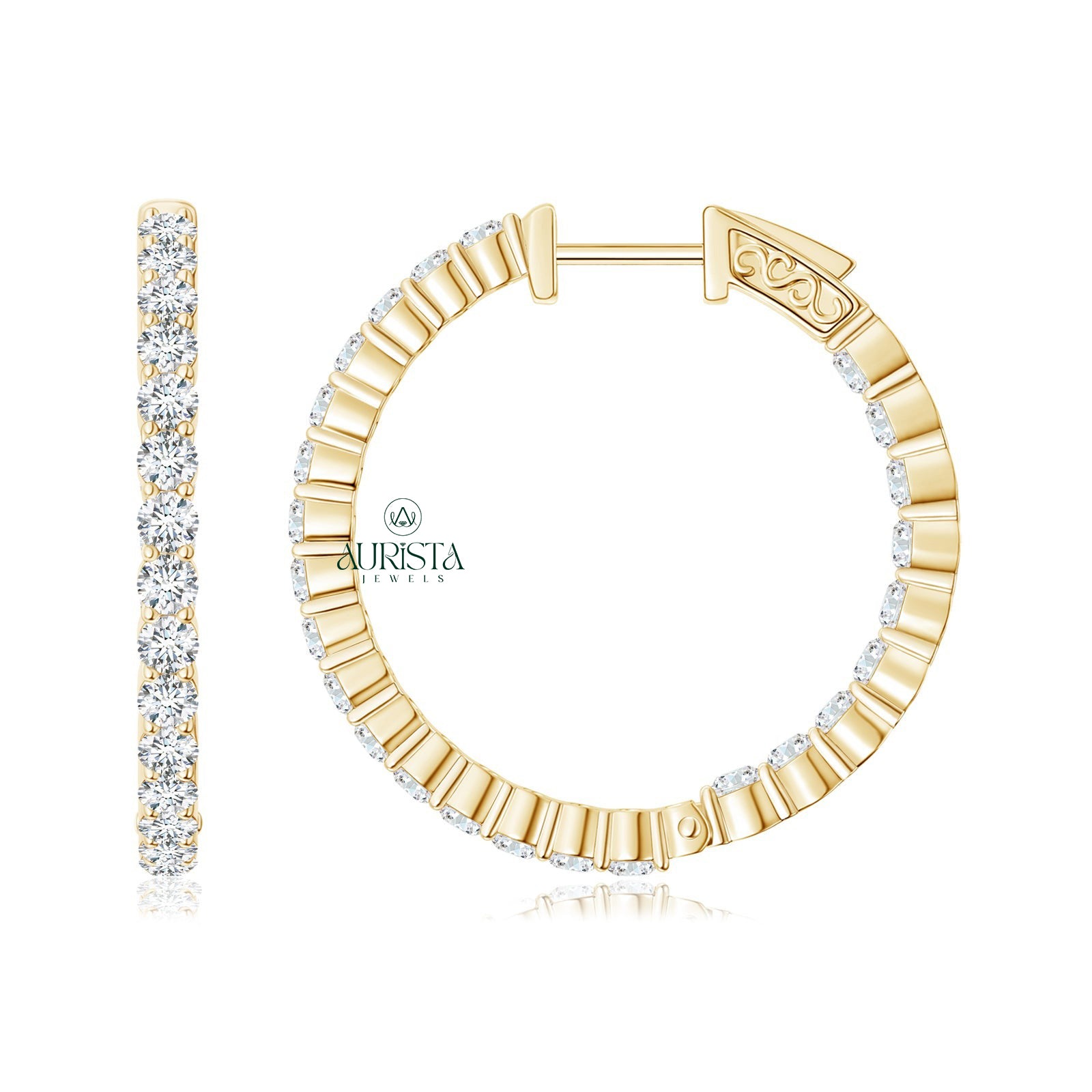 Trendy Earrings with Elegant Diamond