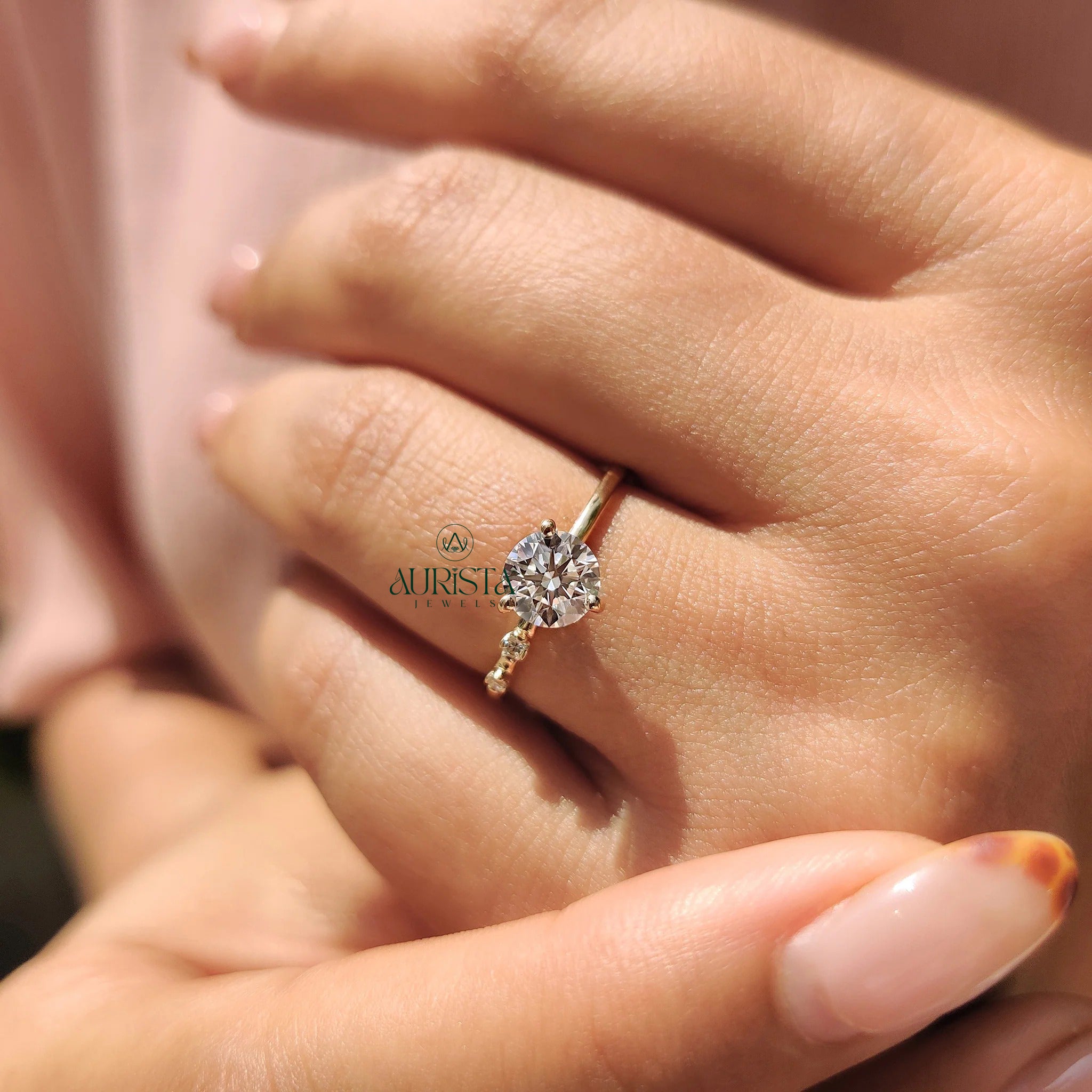 Round Brilliant Diamond Ring with Graduated Side Accents