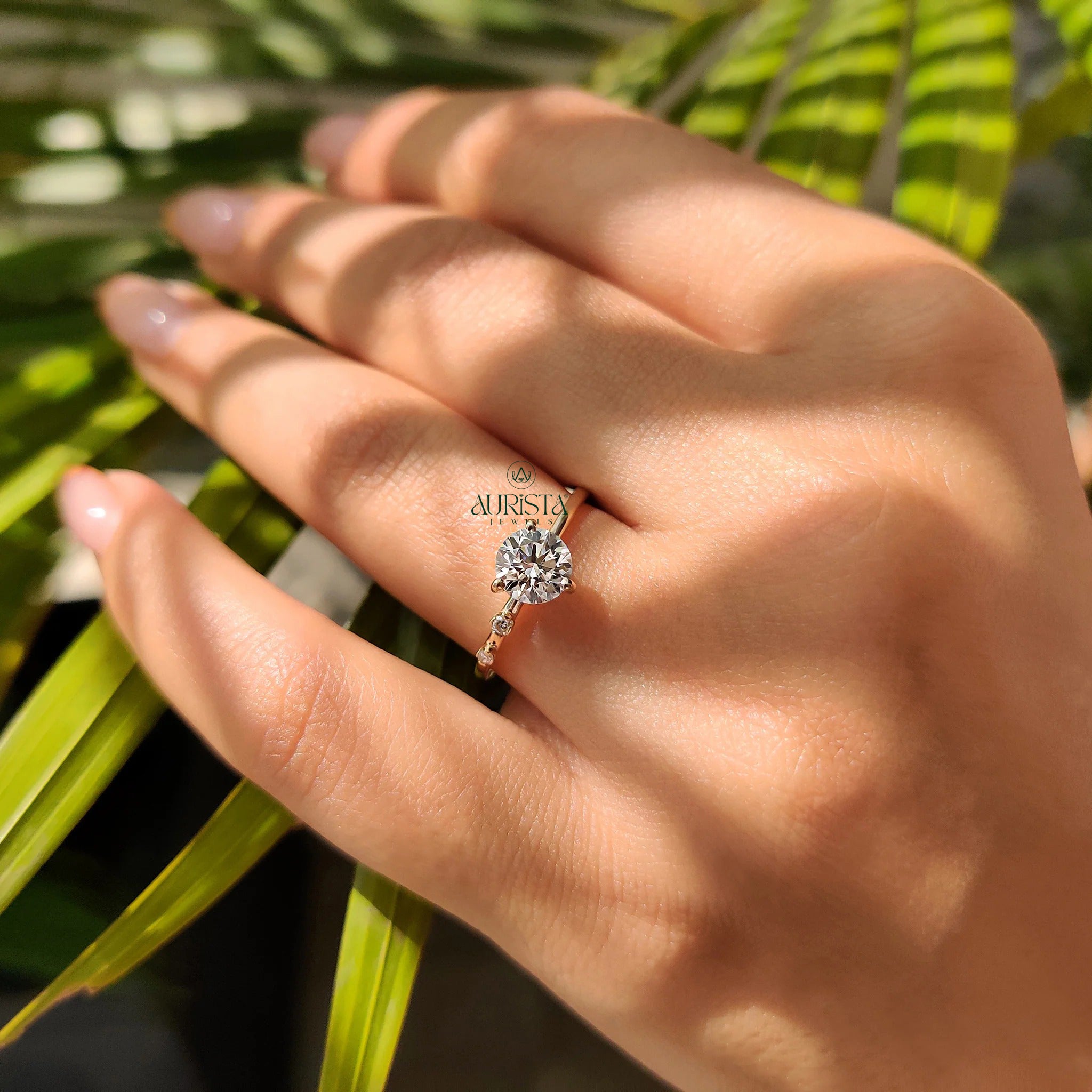 Round Brilliant Diamond Ring with Graduated Side Accents
