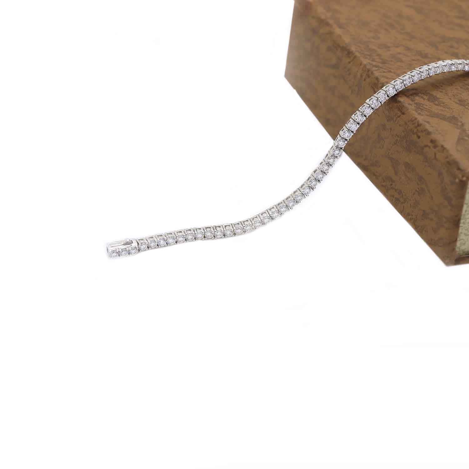 Grace in Motion – A Dazzling Tennis Bracelet for Every Occasion