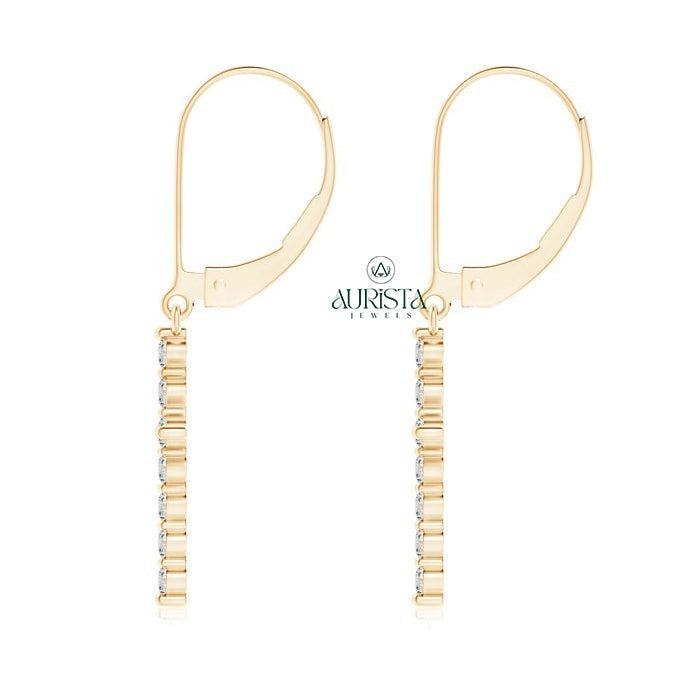 Beautiful Earrings with Precious Diamond