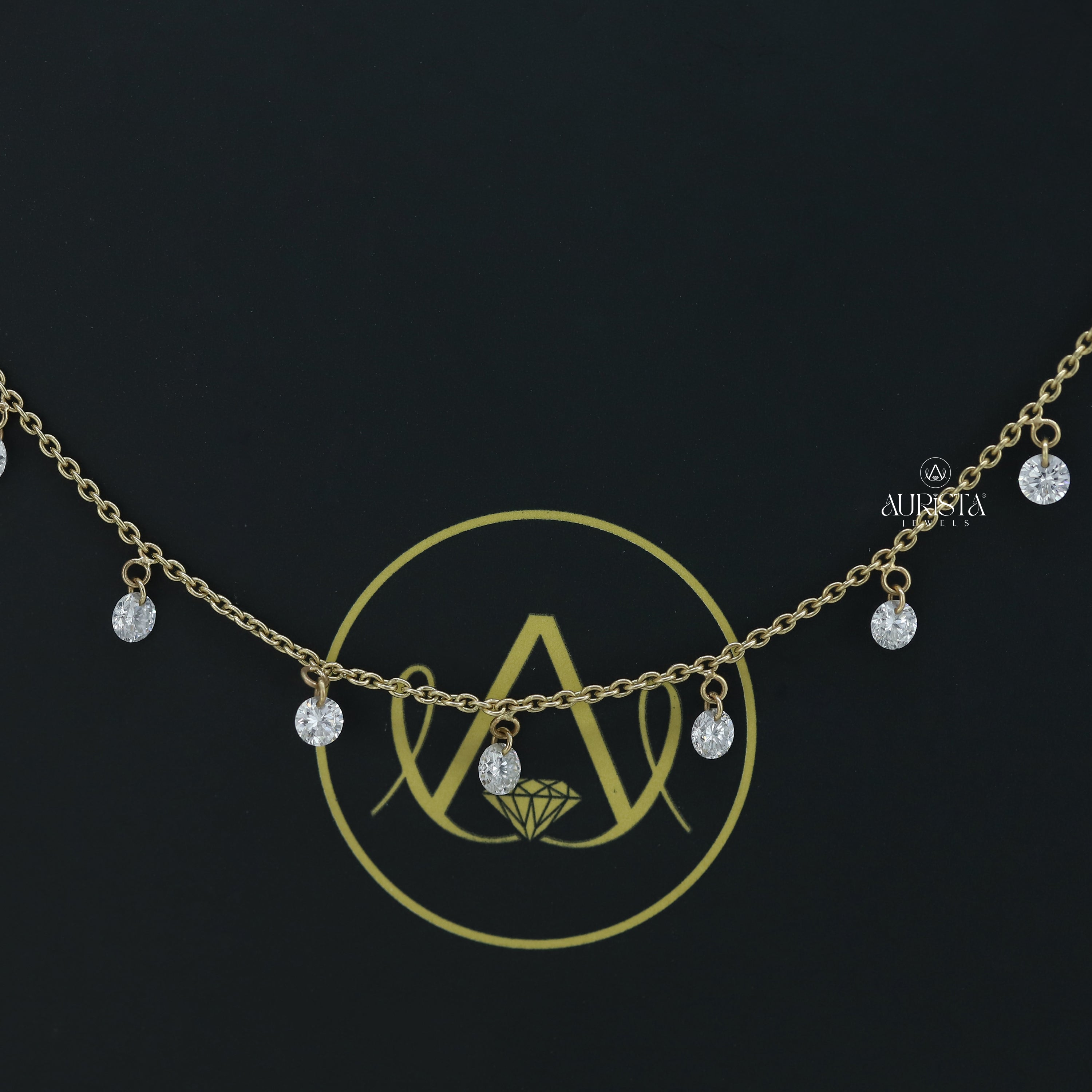 Pure Shine Round Brilliant Diamond Necklace in Gold