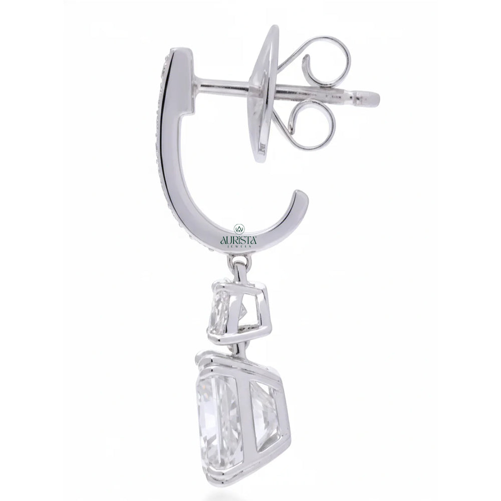 Graceful Glow – White Diamond Earrings