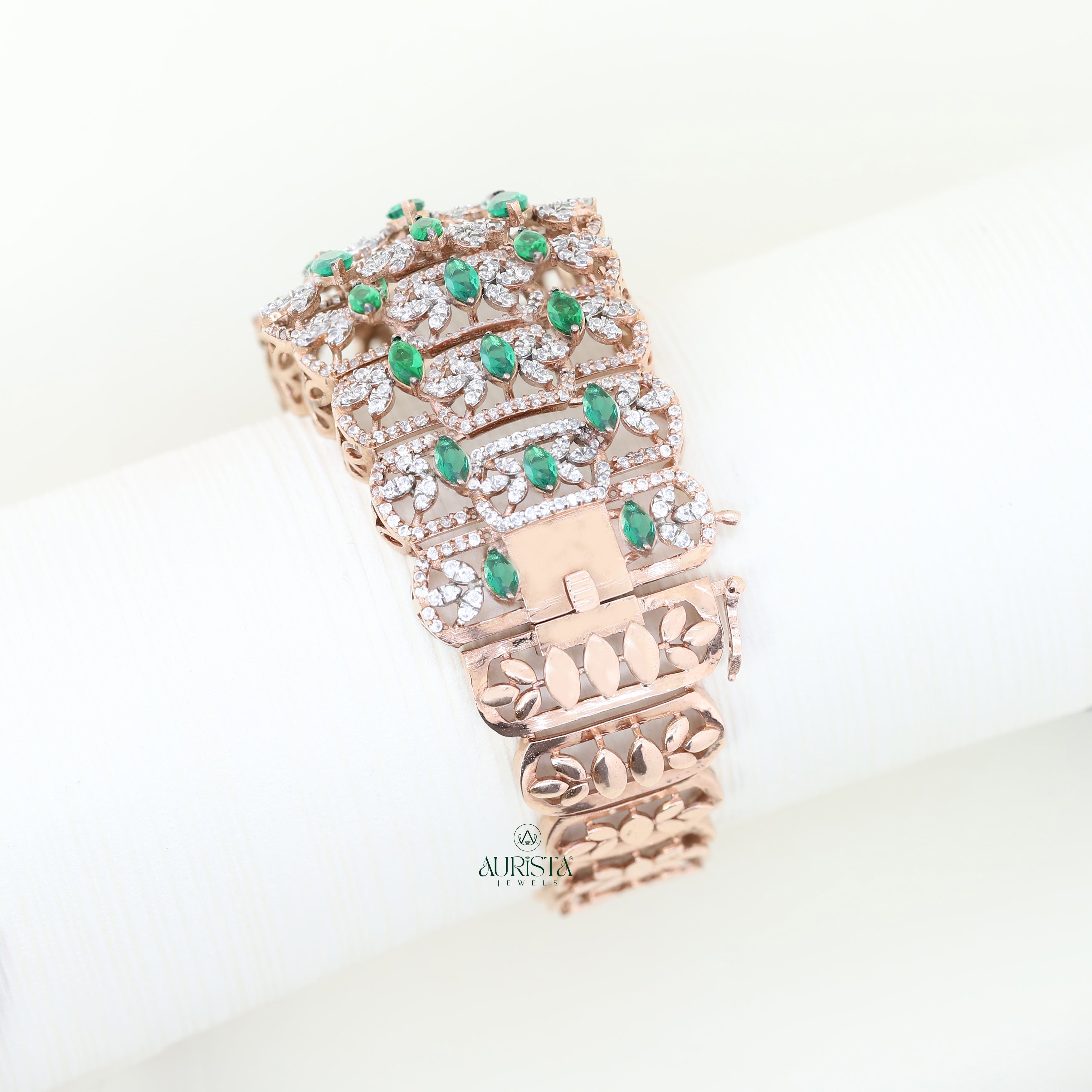 Grand Emerald Marquise Diamond Bracelet with Artistic Luxury Design
