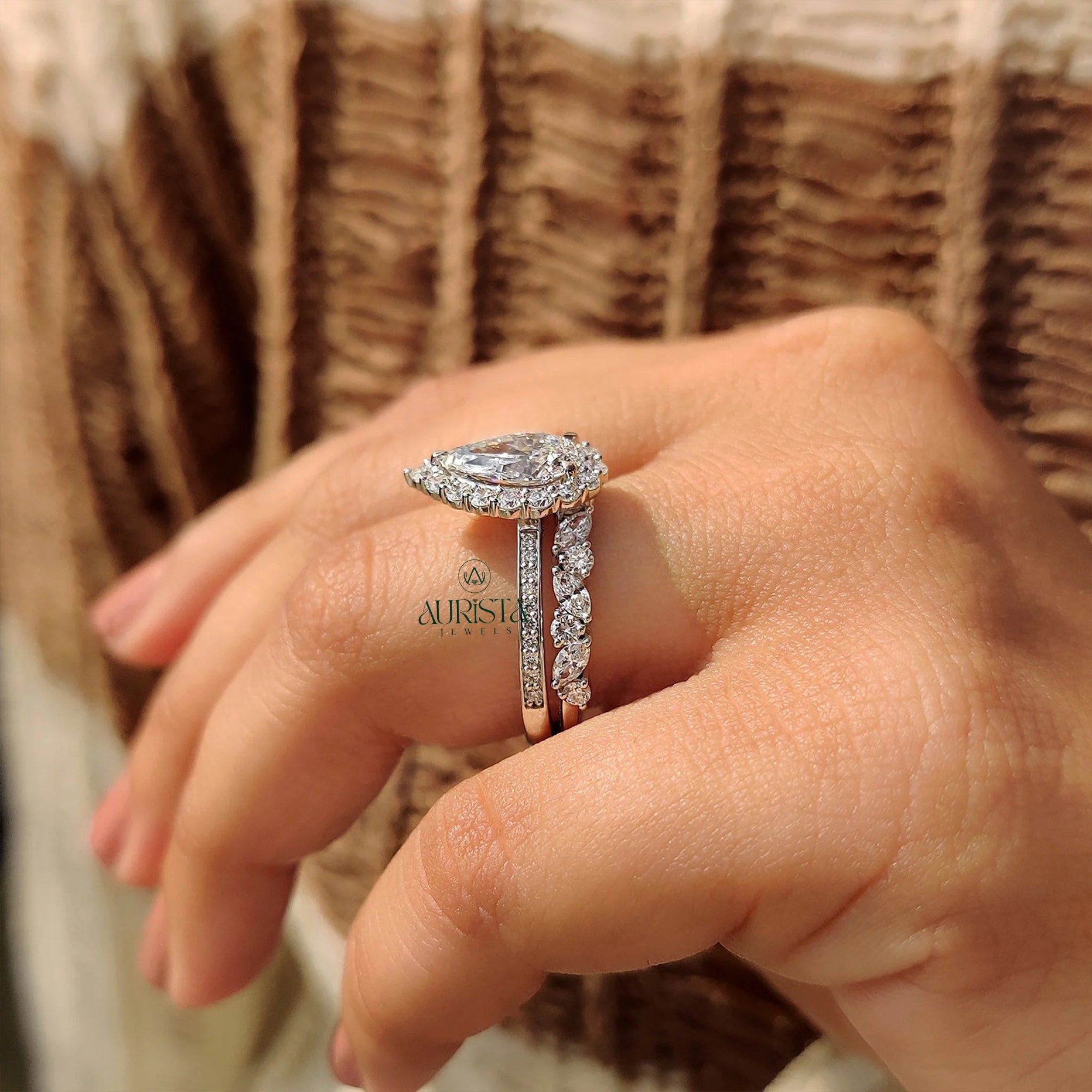Promise of Shine – Fine Elegance with Sparkling Glow