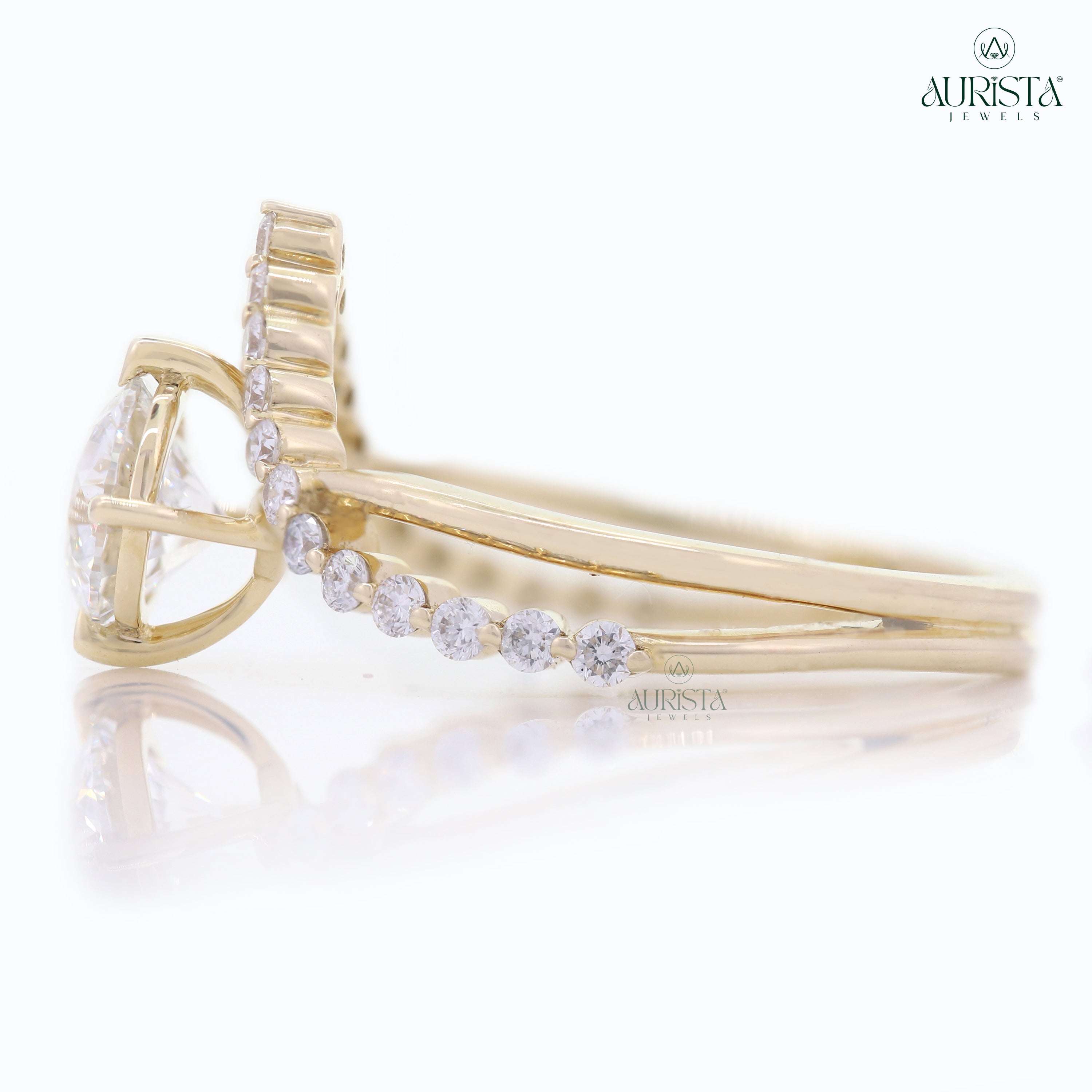 Wear Your Promise- Yellow Gold Ring with Round Diamond