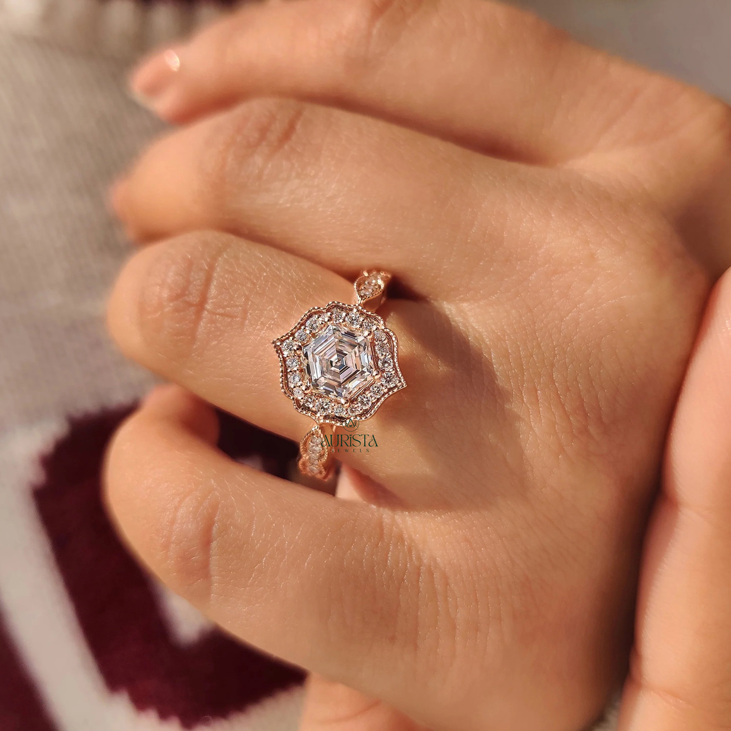 Infinite Love – Classic Gold Ring with Premium Diamond