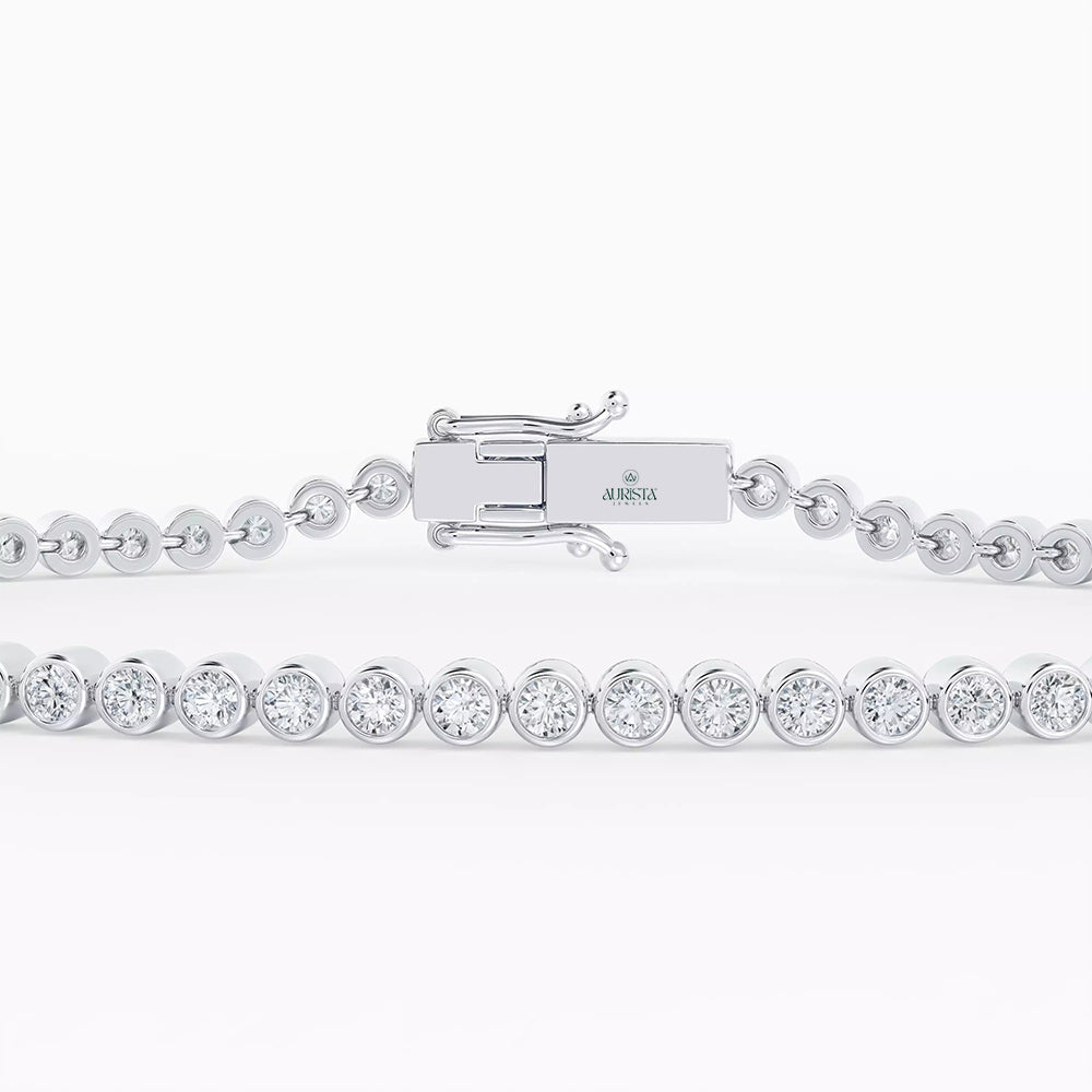 Graceful Bond – White Gold Bracelet with Round Diamonds