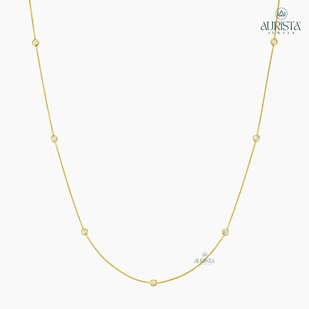 Timeless Spark Round Cut Diamond Pendant in Yellow Gold
