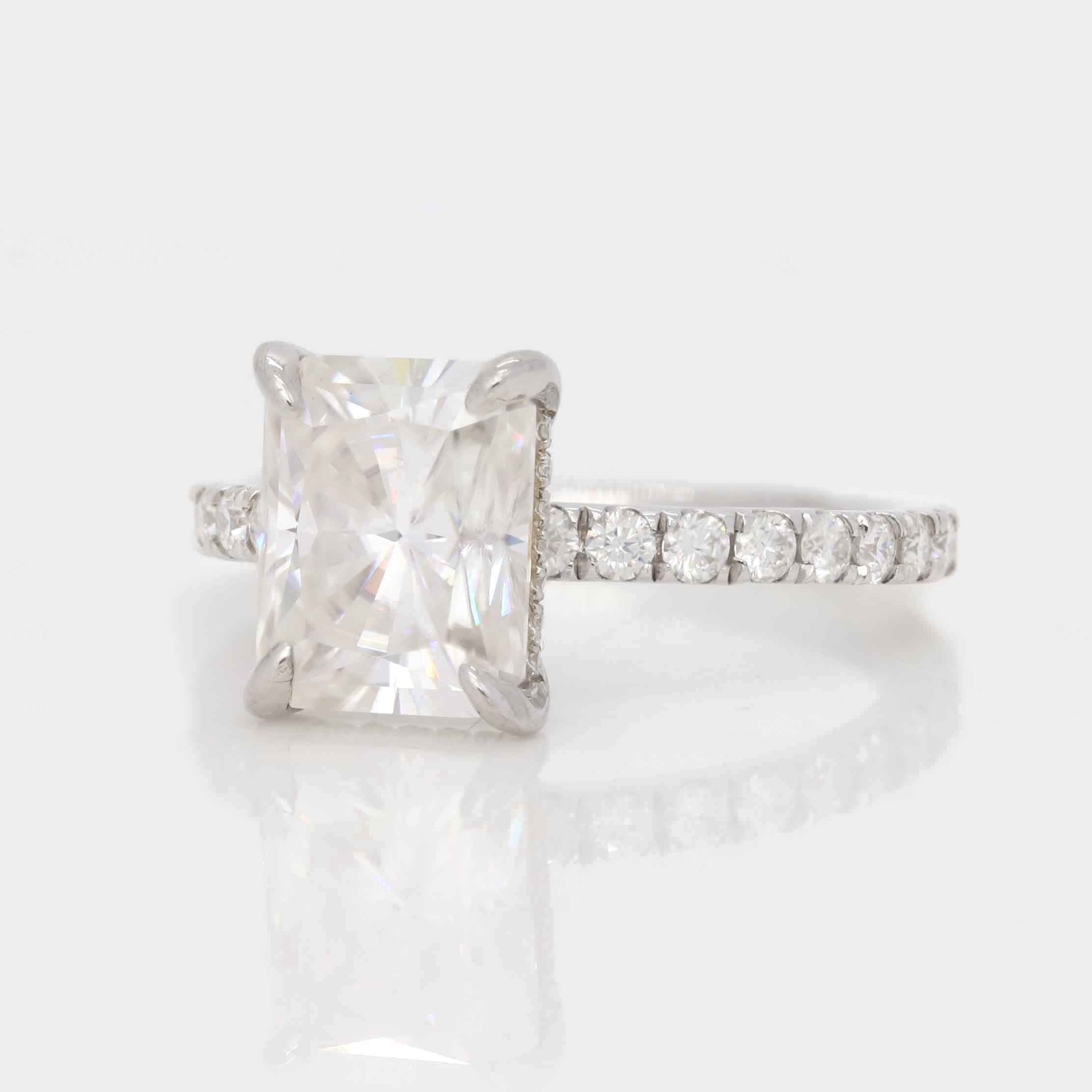 The Everyday Forever Ring – White Gold Ring with  Radiant Diamond